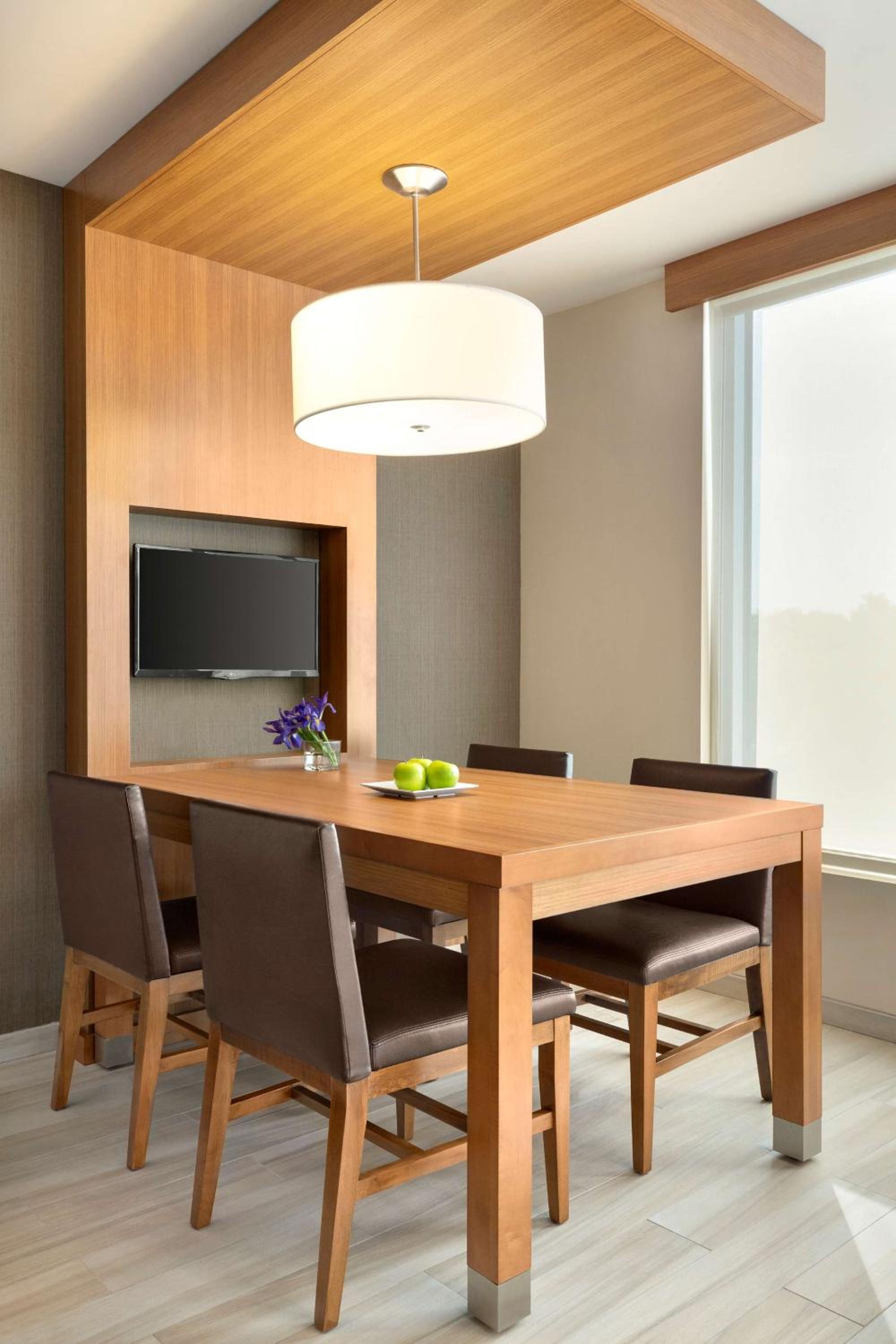Vacaville Vacations - Hyatt Place Vacaville - Property Image 34