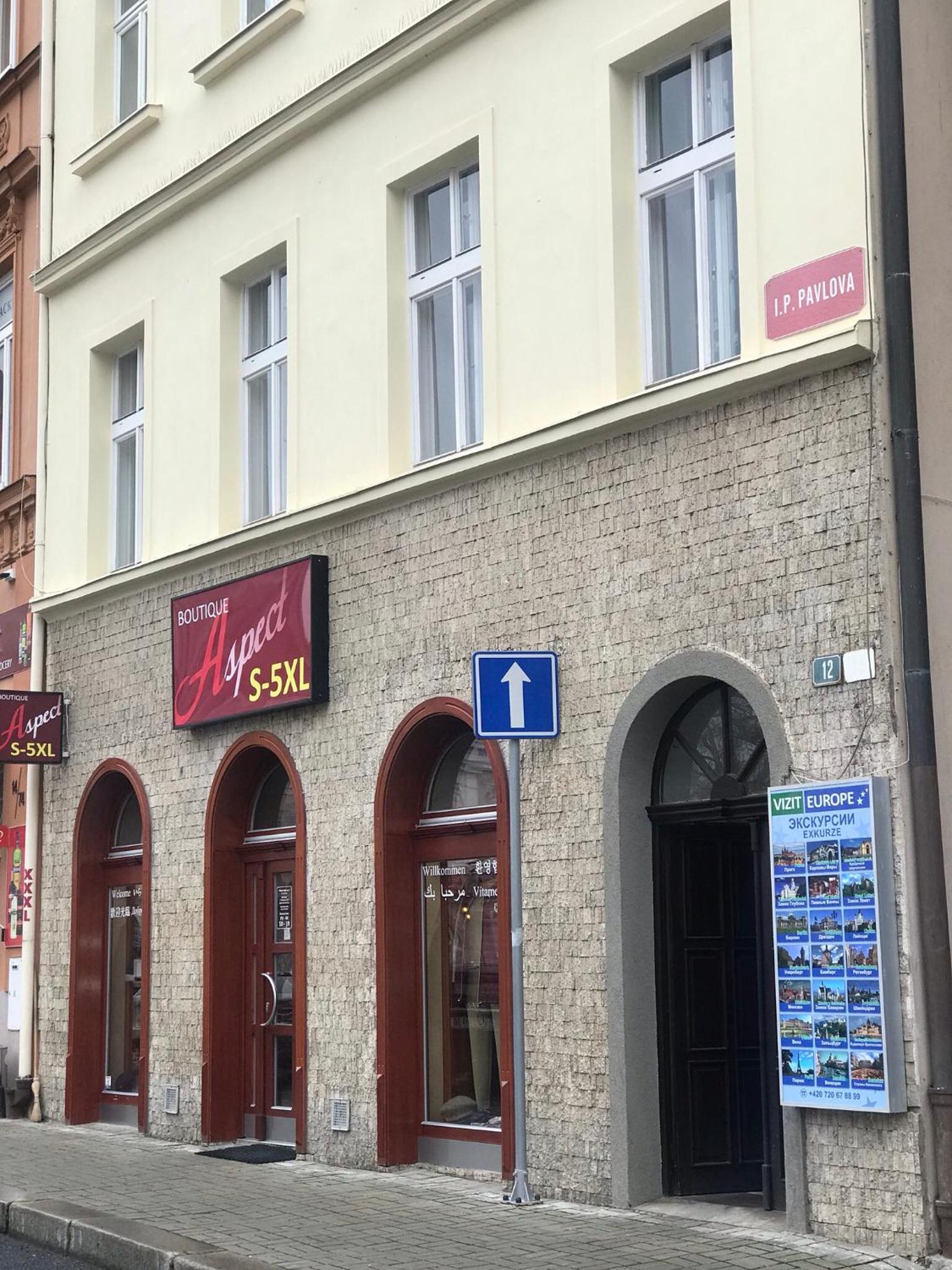 Photo 18