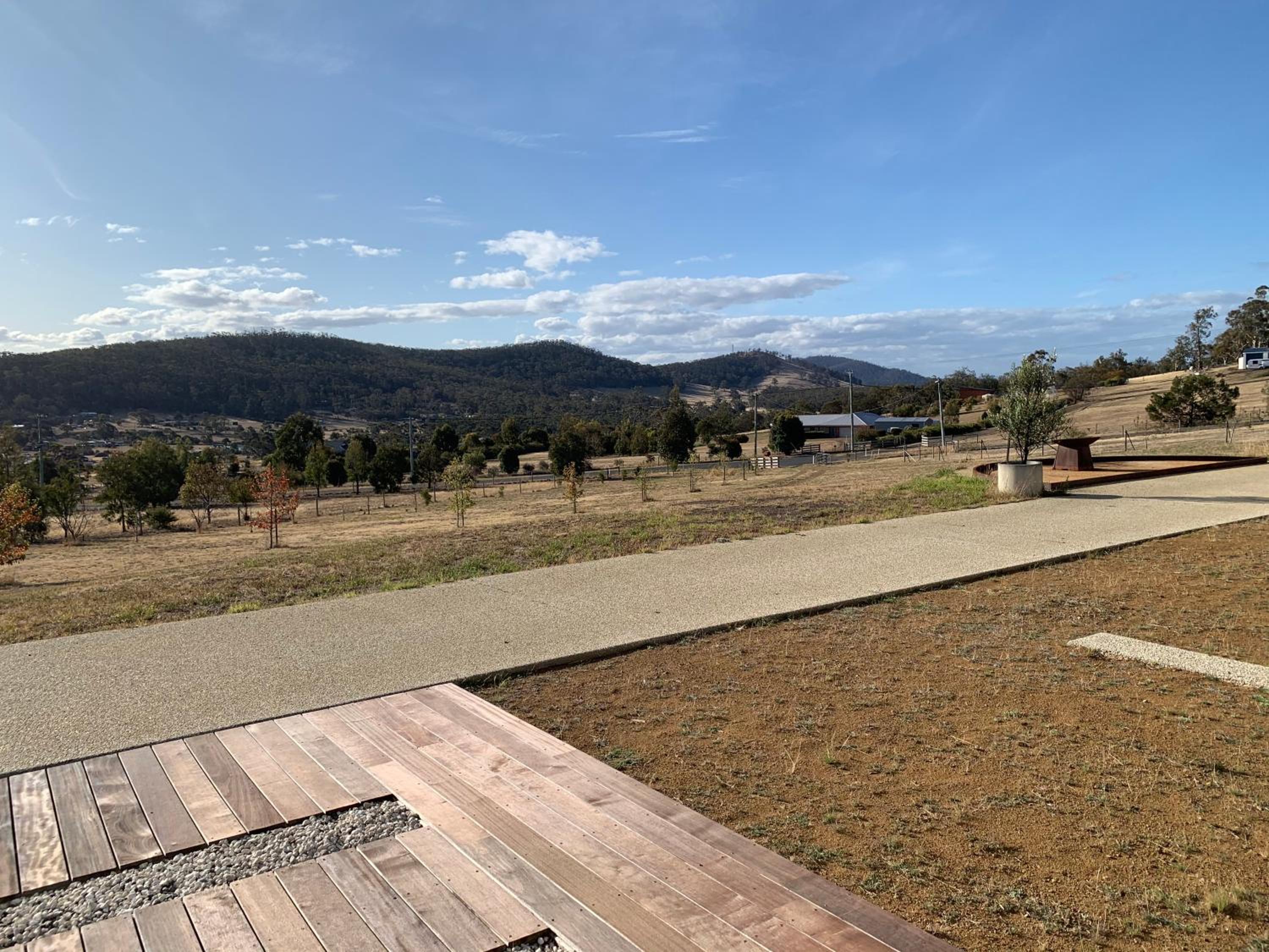 Couples Retreat with Mountain View Near Hobart