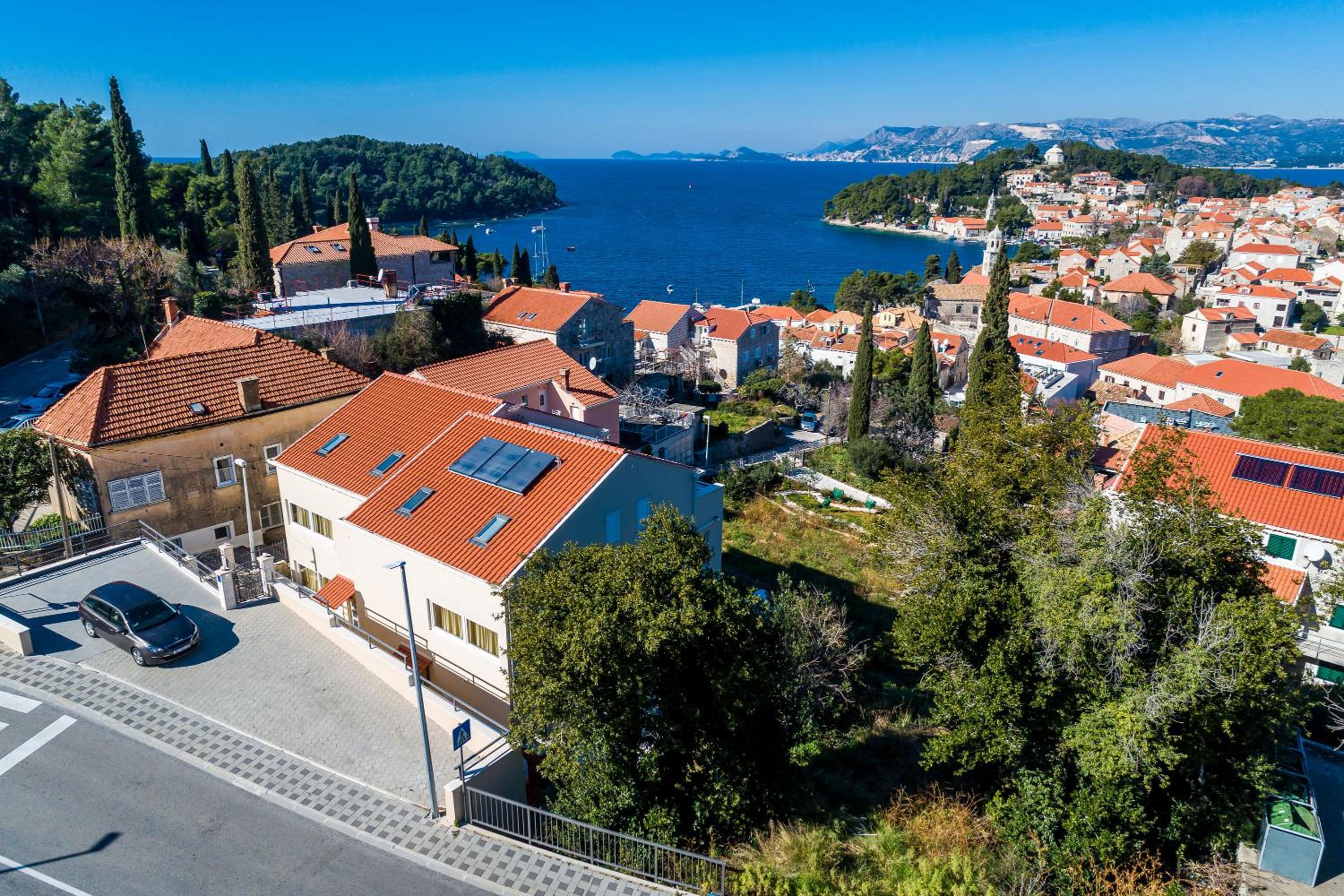 Apartments Rilovic, City and Sea view apartments