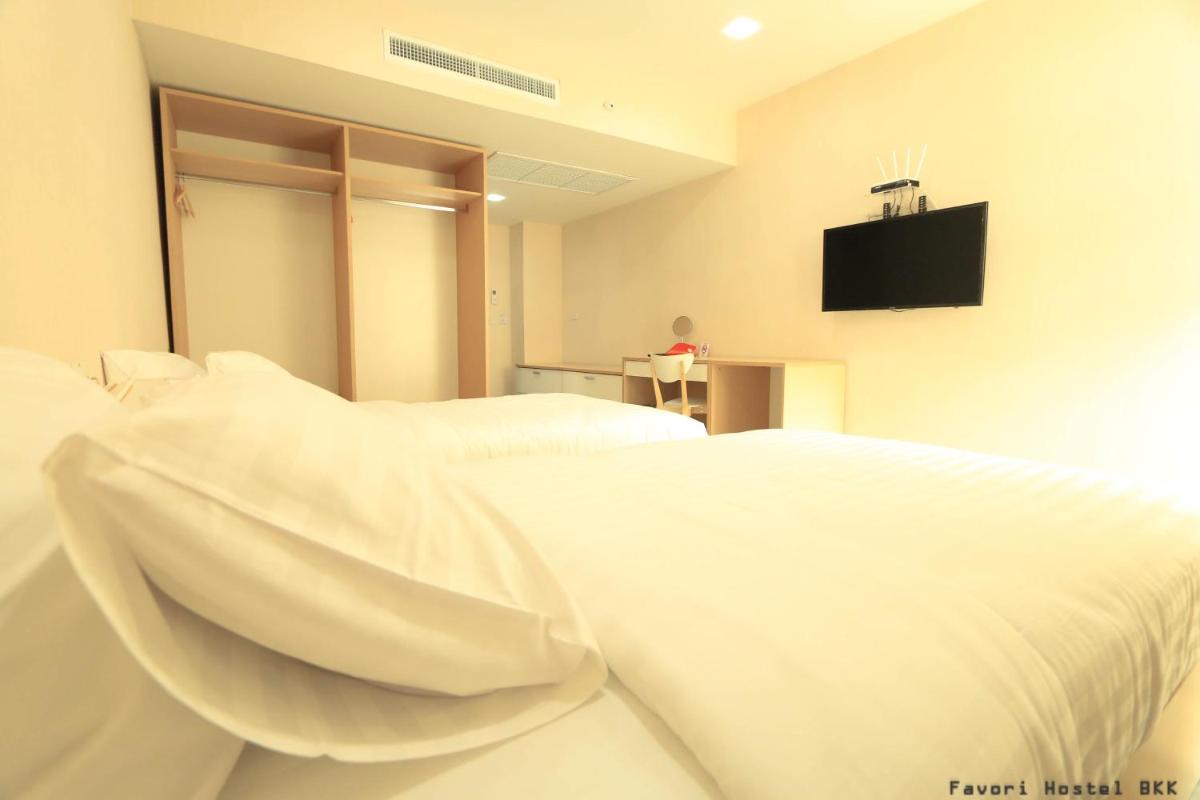 Favori Hostel Bangkok Surawong