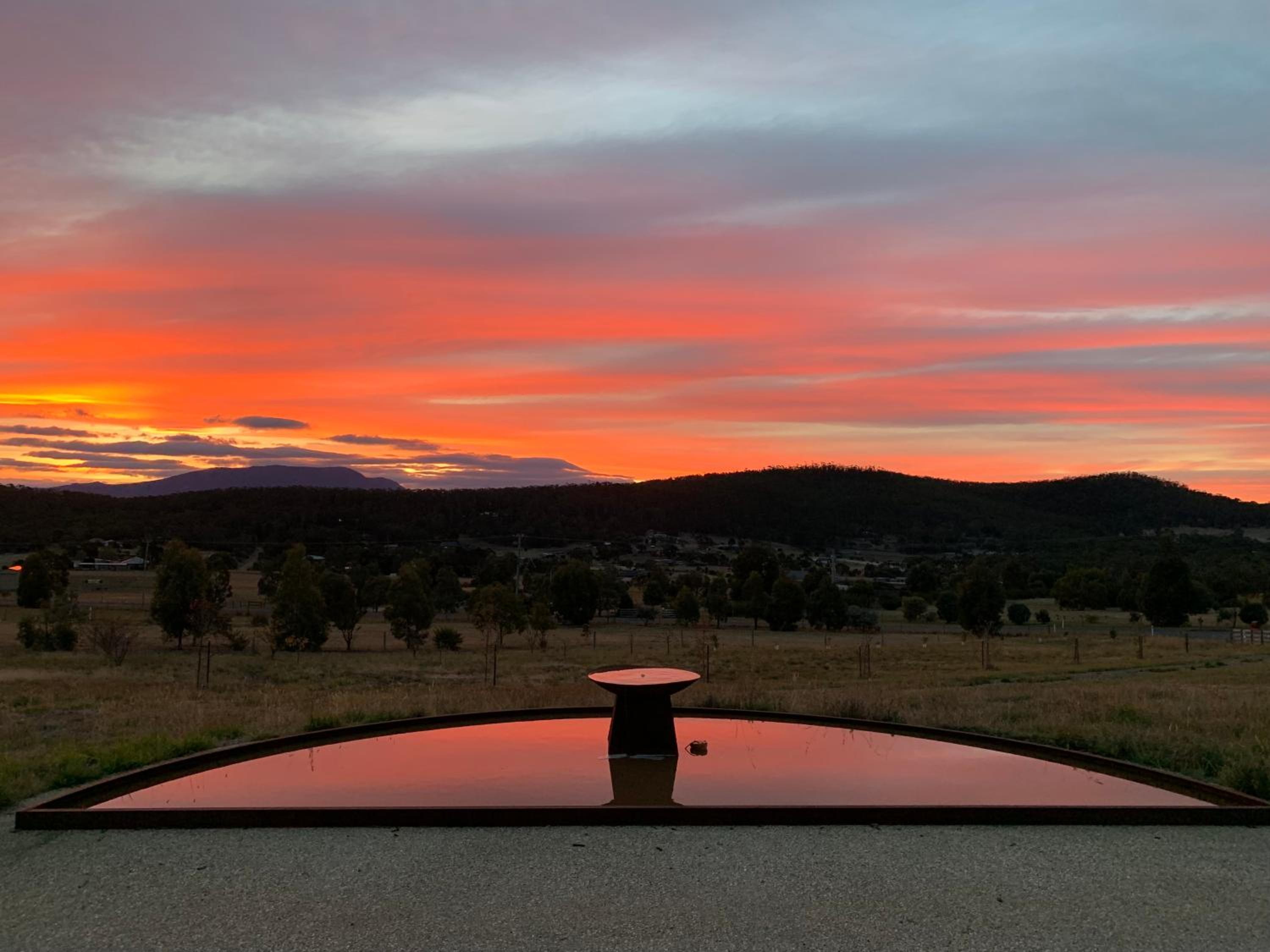 Couples Retreat with Mountain View Near Hobart