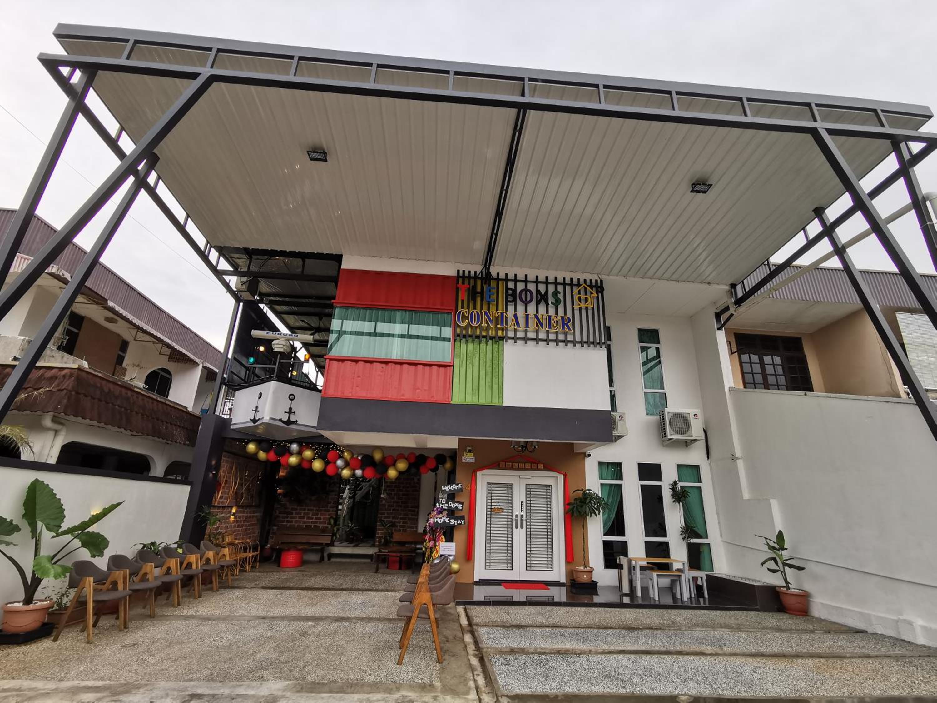 THE BOXS CONTAINER HOMESTAY photo 1