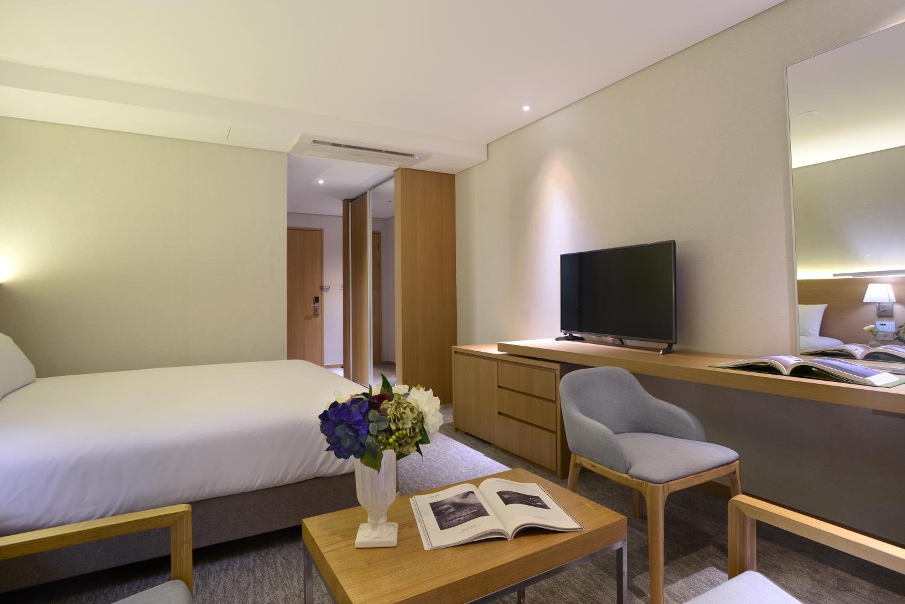 Jeju Vacations - Astar Hotel - Property Image 2