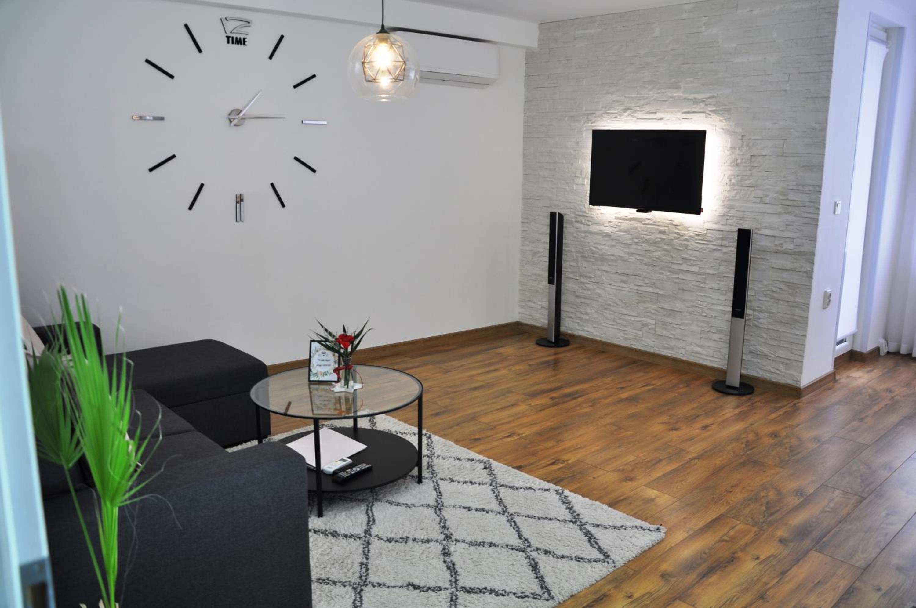 Lux Apartment view 2