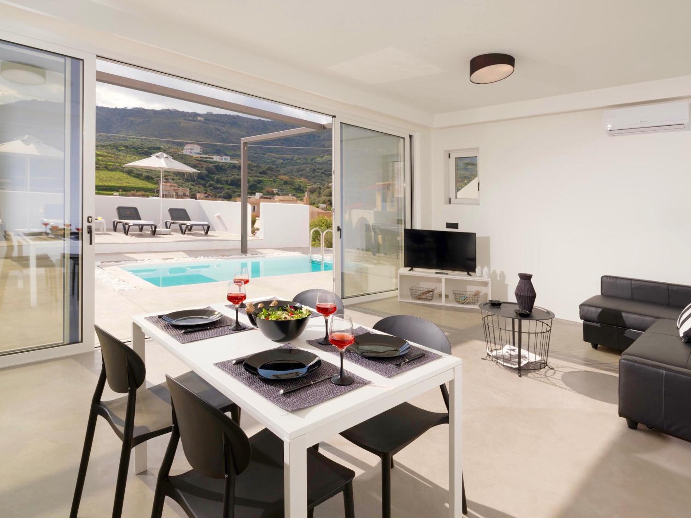 Villa Paradiso 2 with private pool