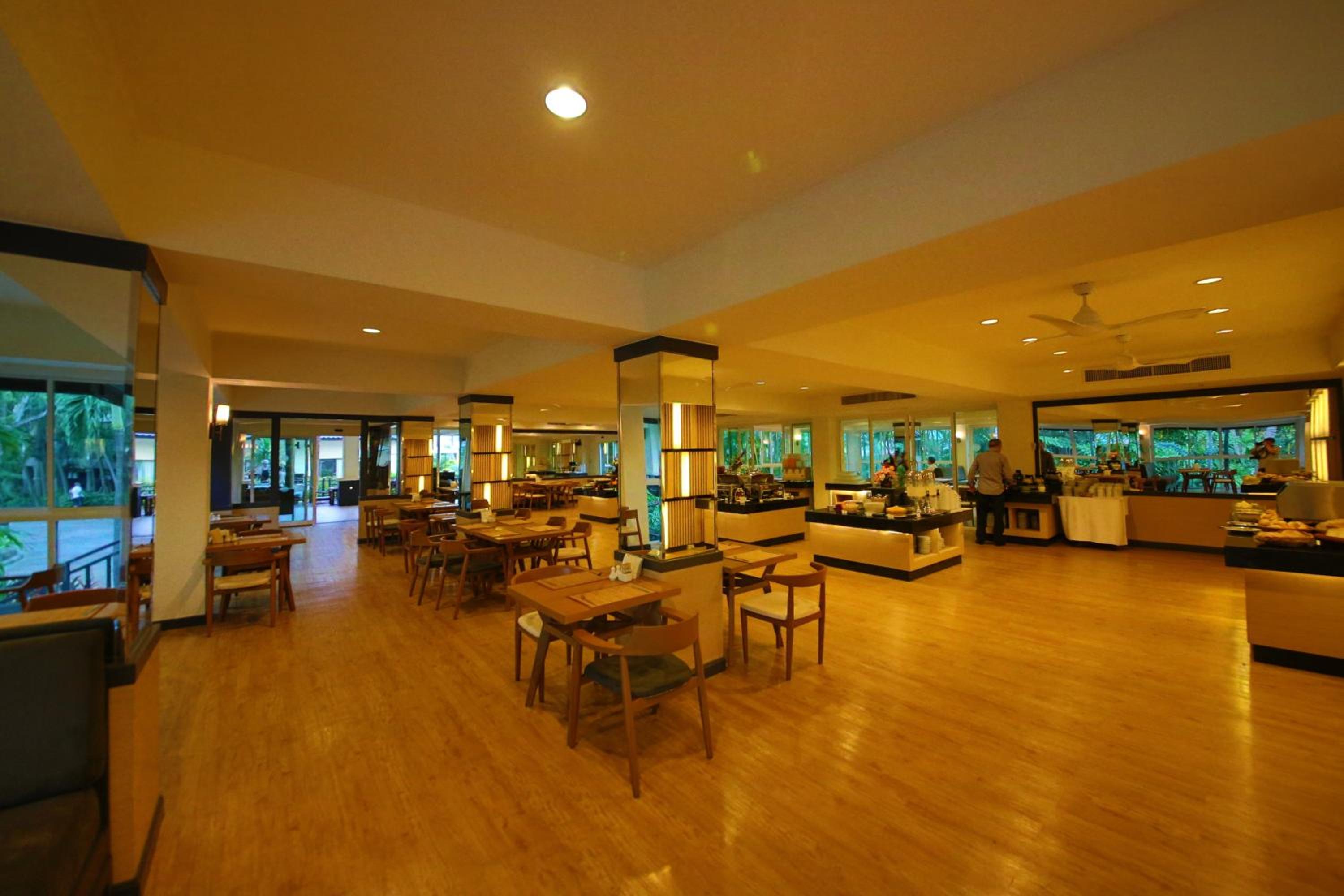 The Green Park Resort — photo 48