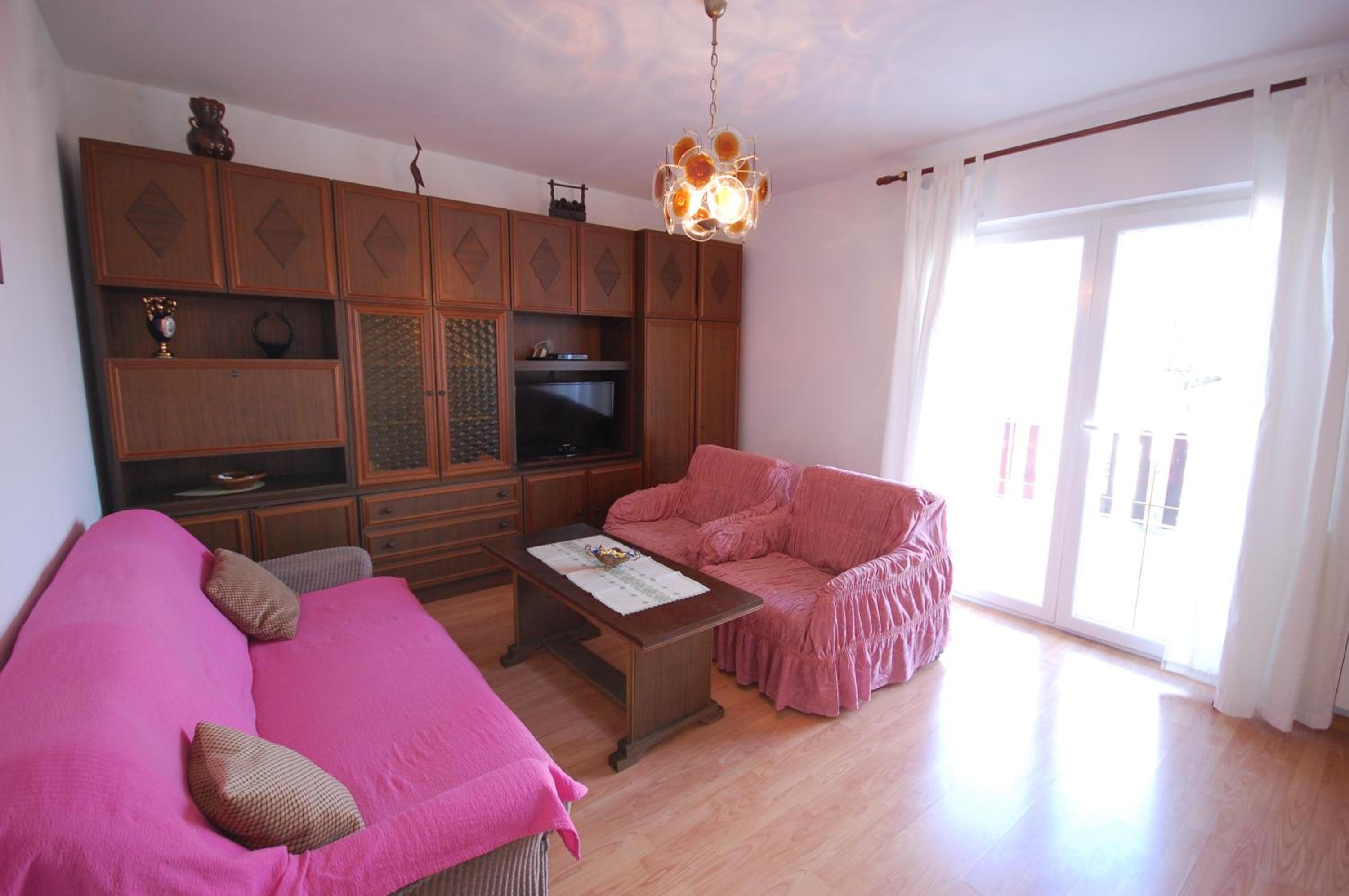 Apartments Toni by El-Pi Tours view 5