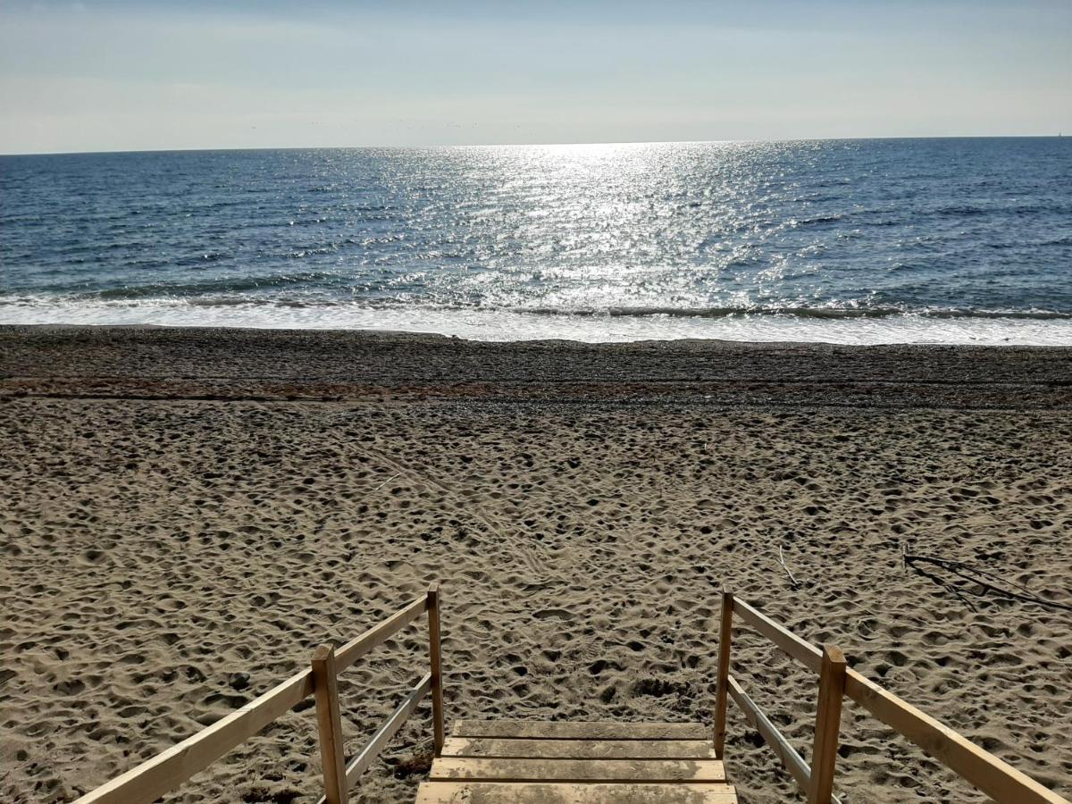 Benamara Gardens, Apartment with Pool, 100m from Beach near Marbella & Estepona photo 4