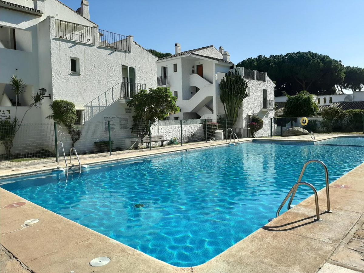 Benamara Gardens, Apartment with Pool, 100m from Beach near Marbella & Estepona photo 2