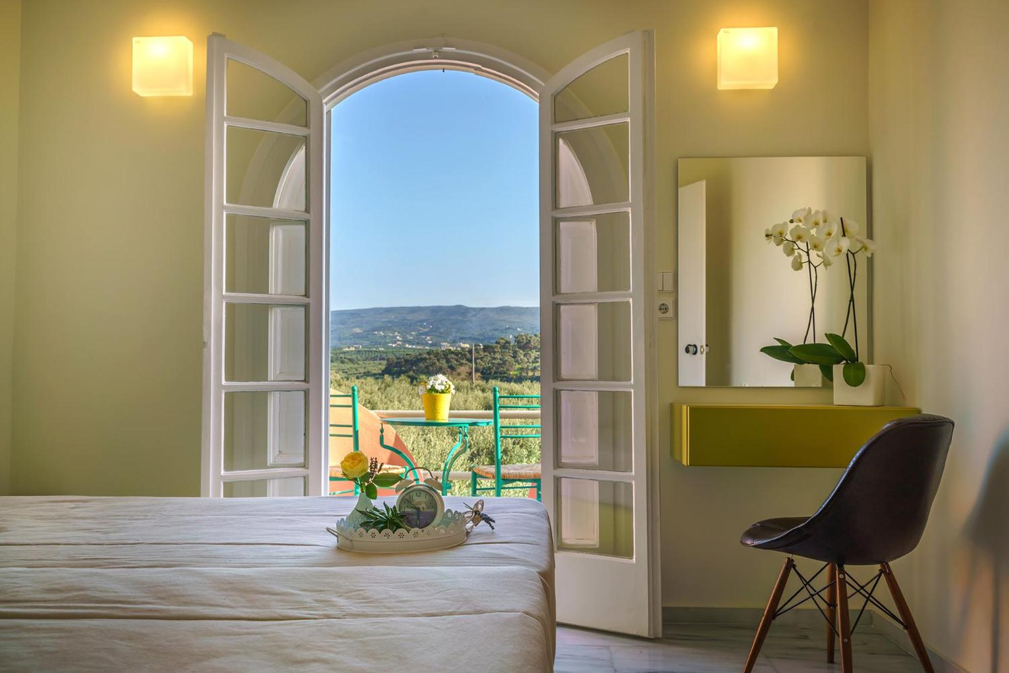 Modernist Spa Suites - Grambella Olive Estate view 3