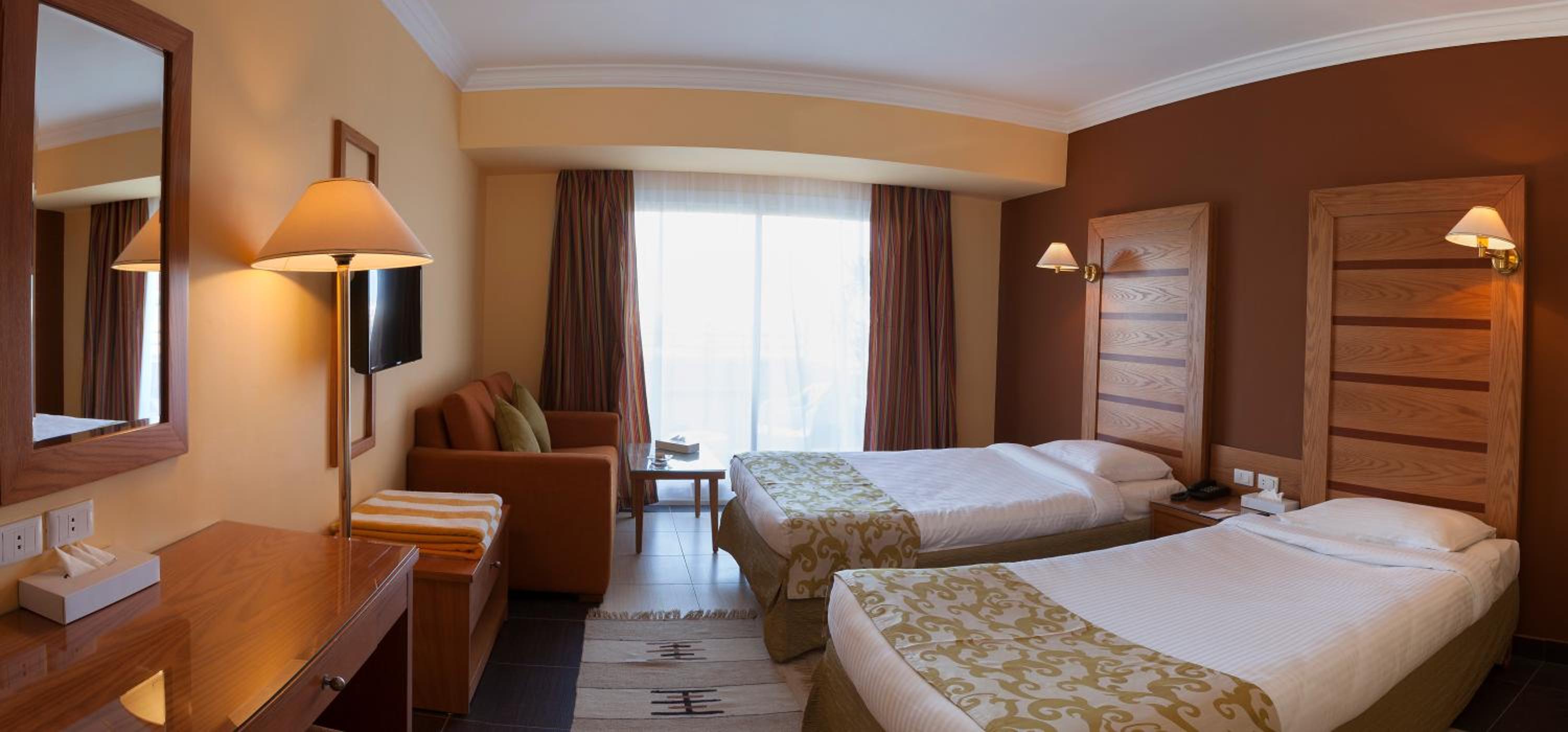 Golden Beach Resort