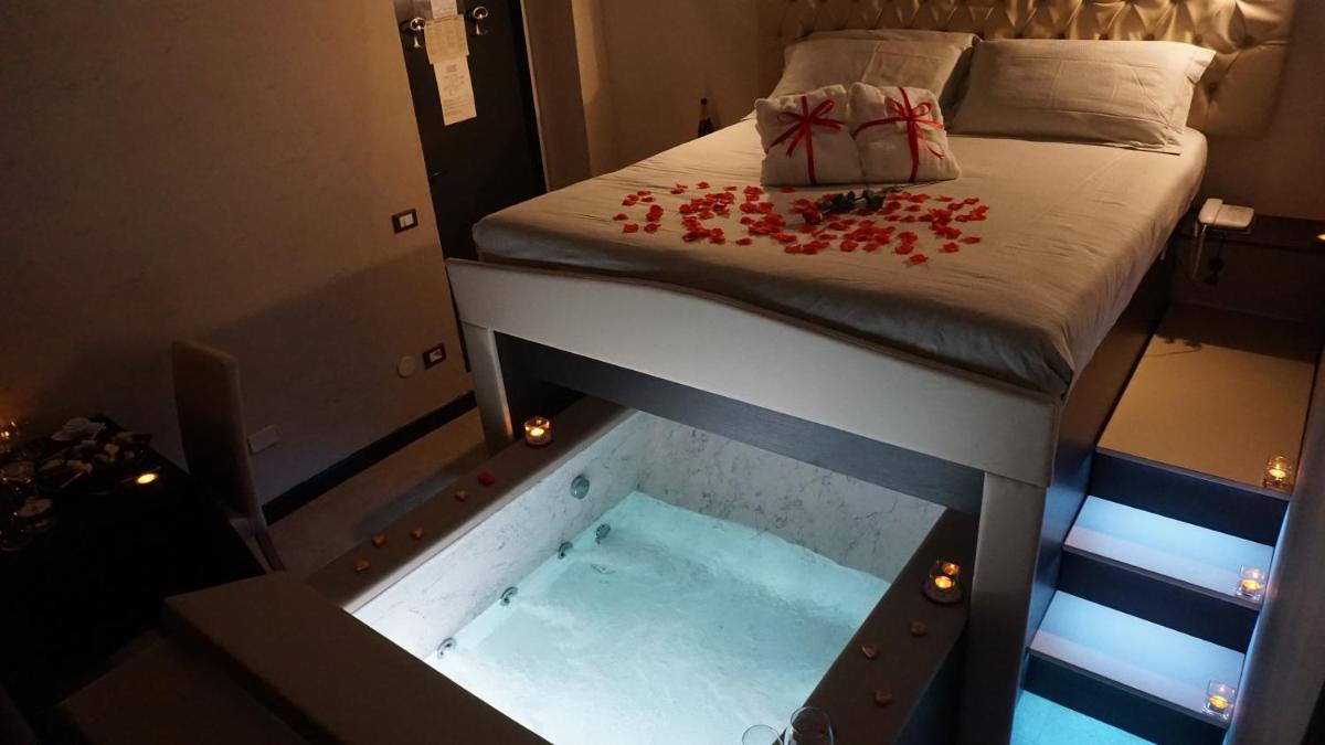 Jacuzzi