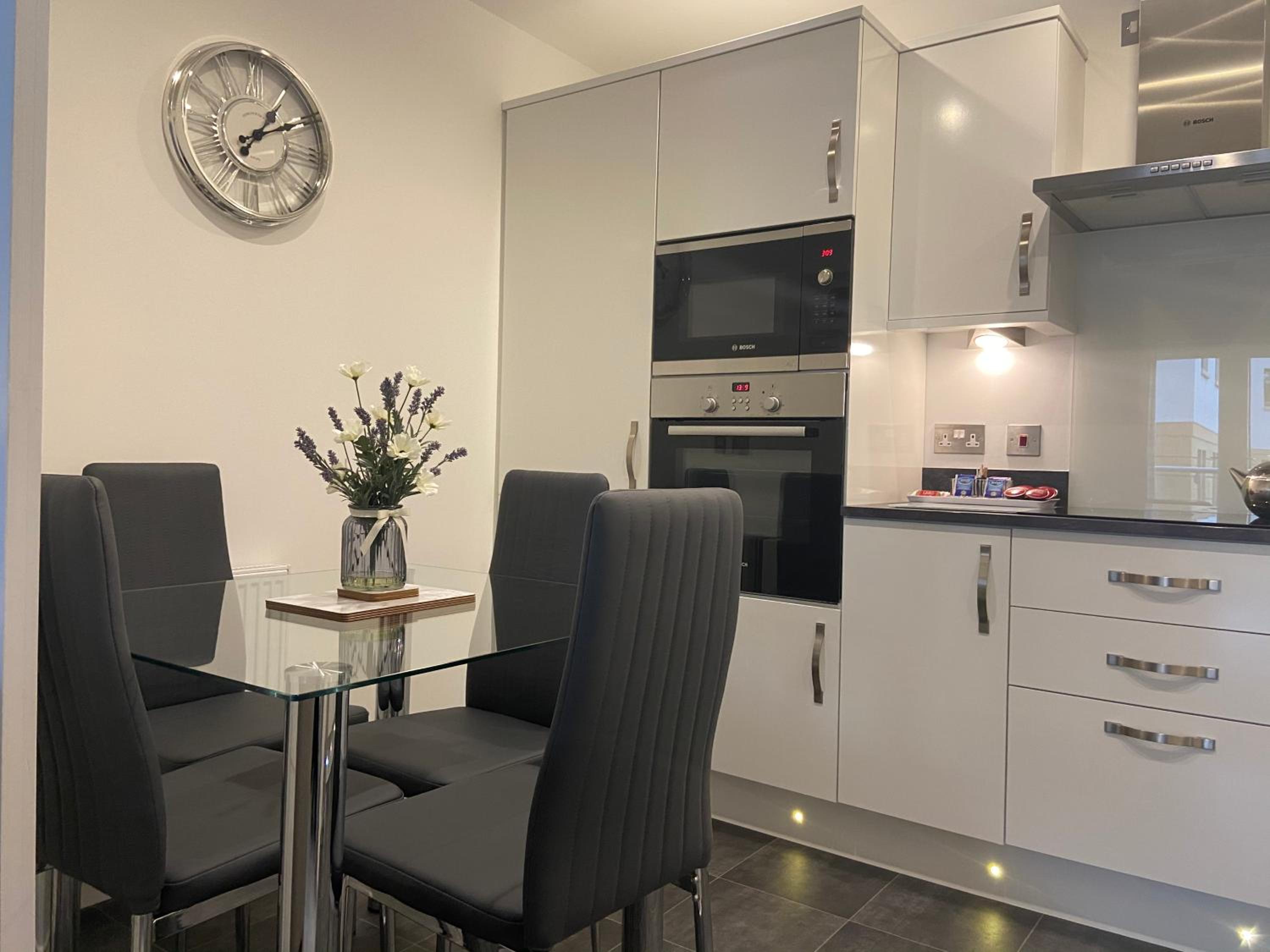 23 Hedgefield House view 4