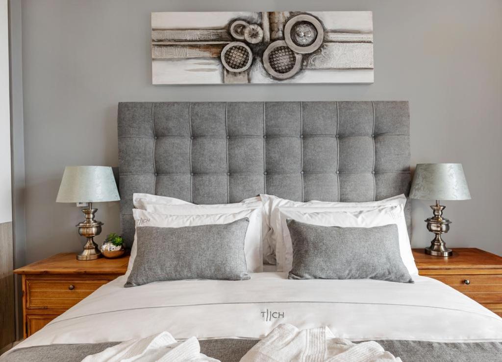 Menlyn Maine Residence Unit 1419 & 1028 view 5