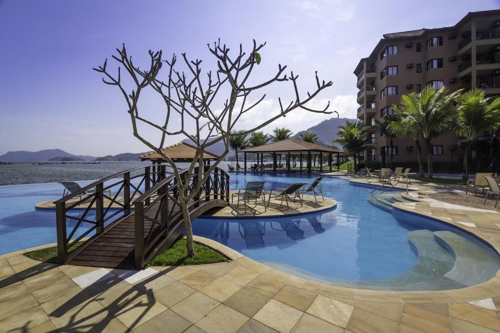 Angra dos Reis - Apartamentos com Vista para o mar OU para piscina Condomínio Porto Bali