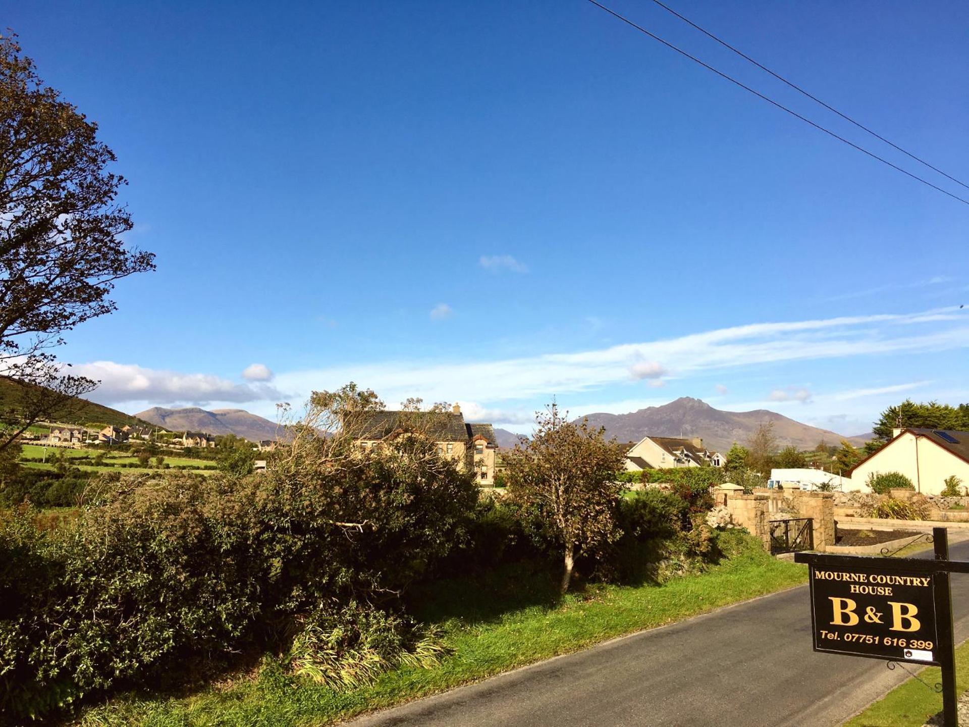 Mourne Country House