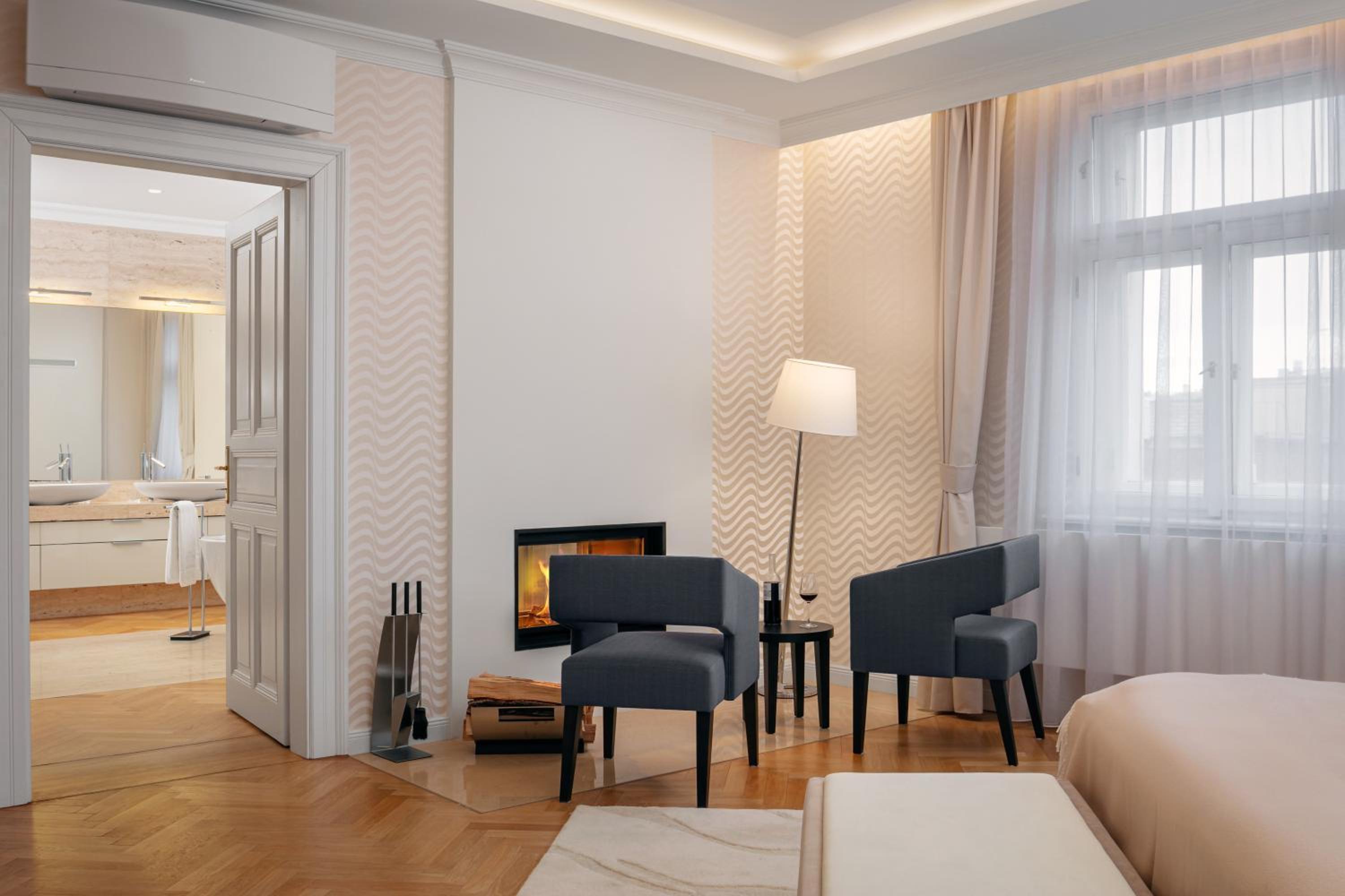 Revolucni Apartments Old Town