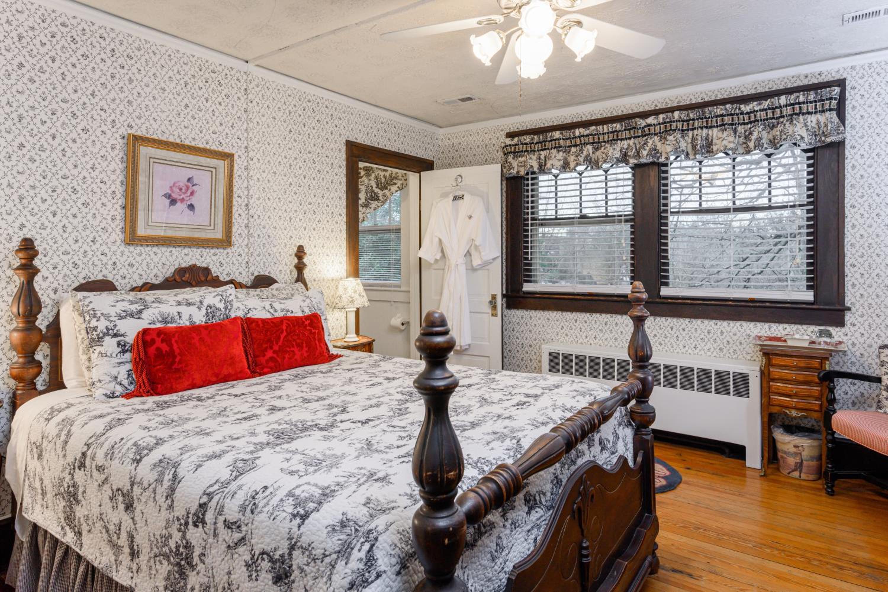 Oakland Cottage Bed and Breakfast