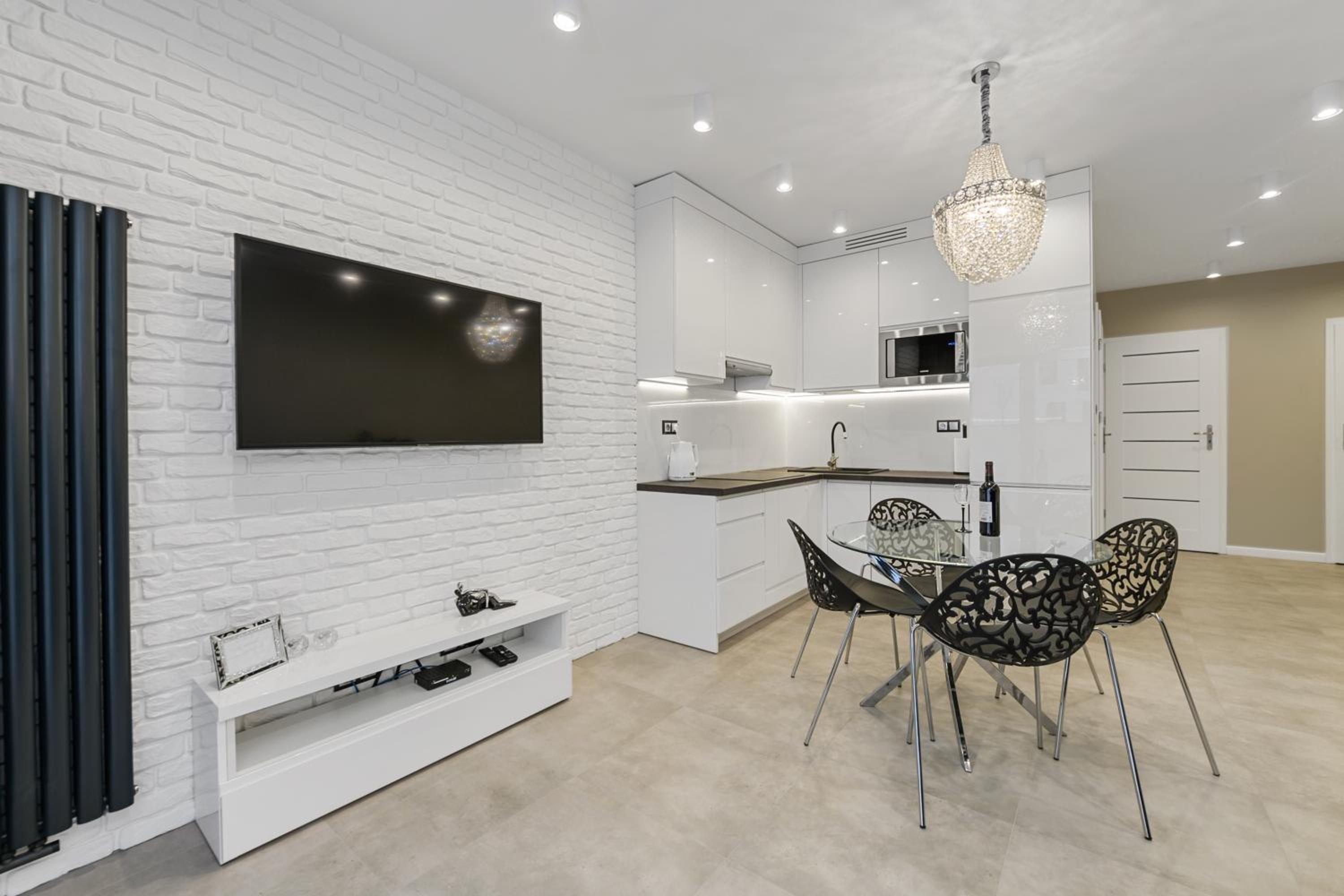 GATE OF CITY CENTRE Apartment by PinPoint view 3