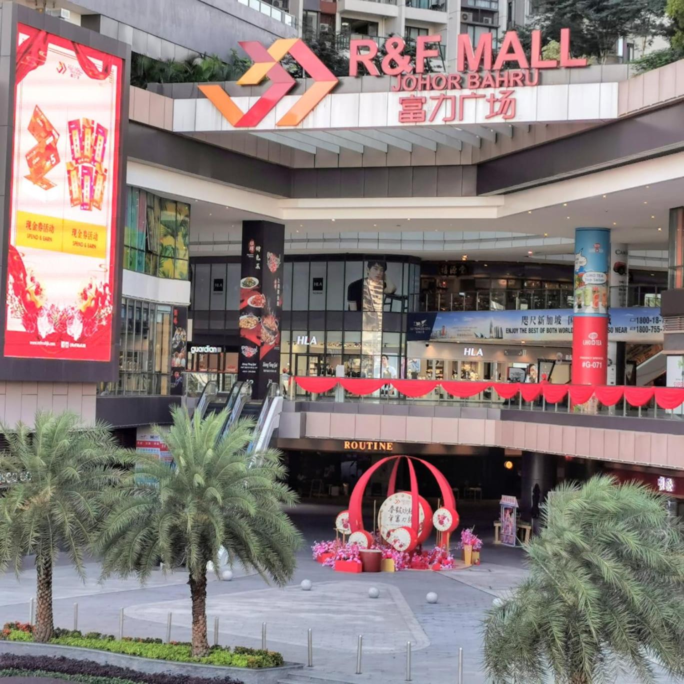 JB City CIQ-R&F Shopping Mall Apartment