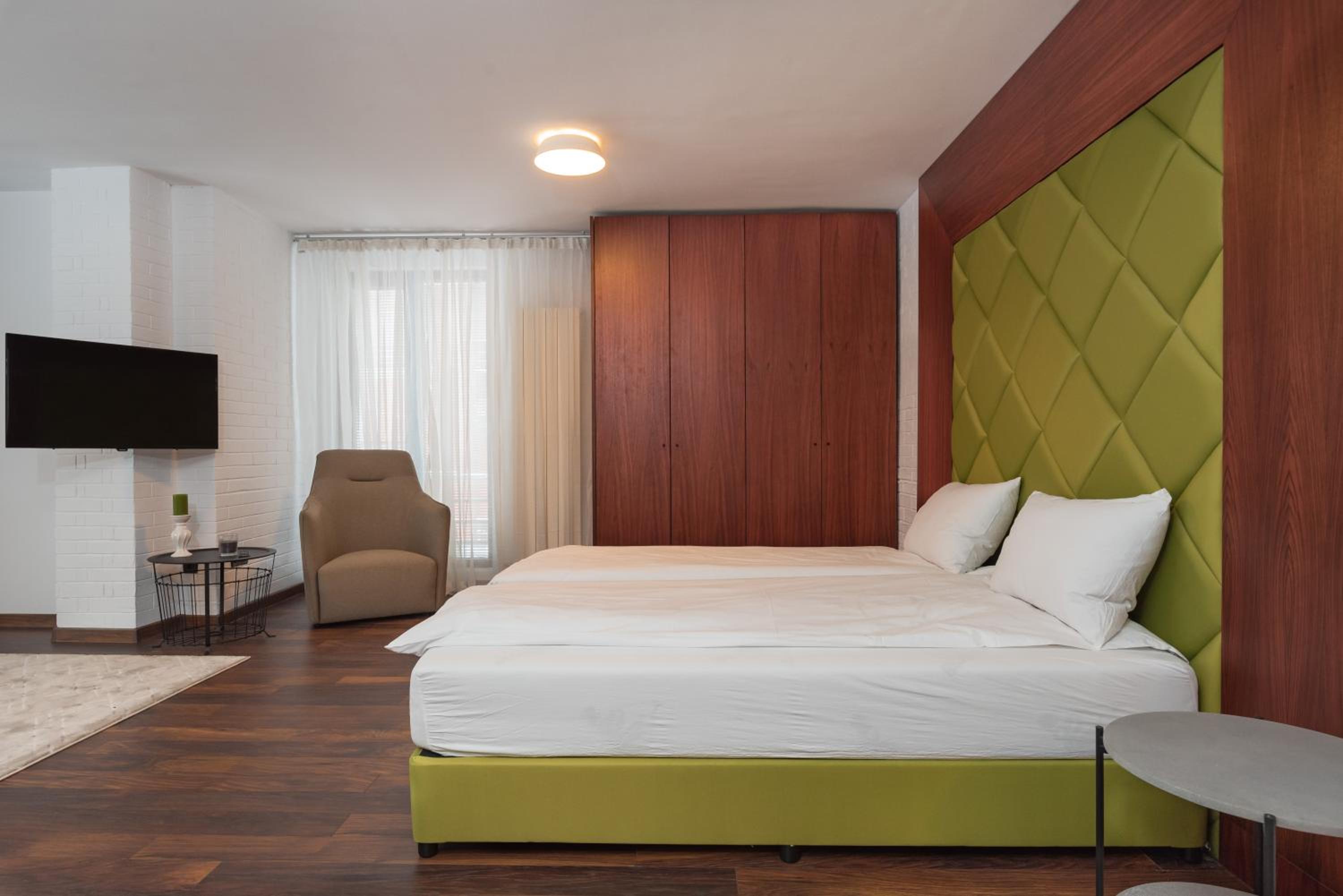 R34 Boutique Suites Boyana