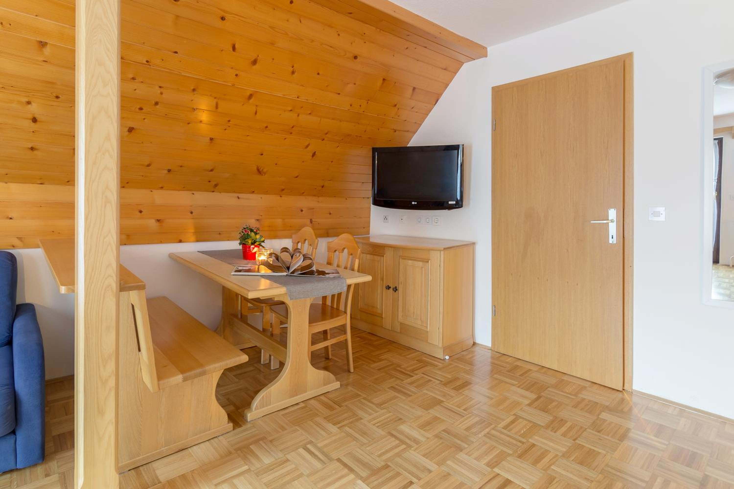 Apartments Ukanc