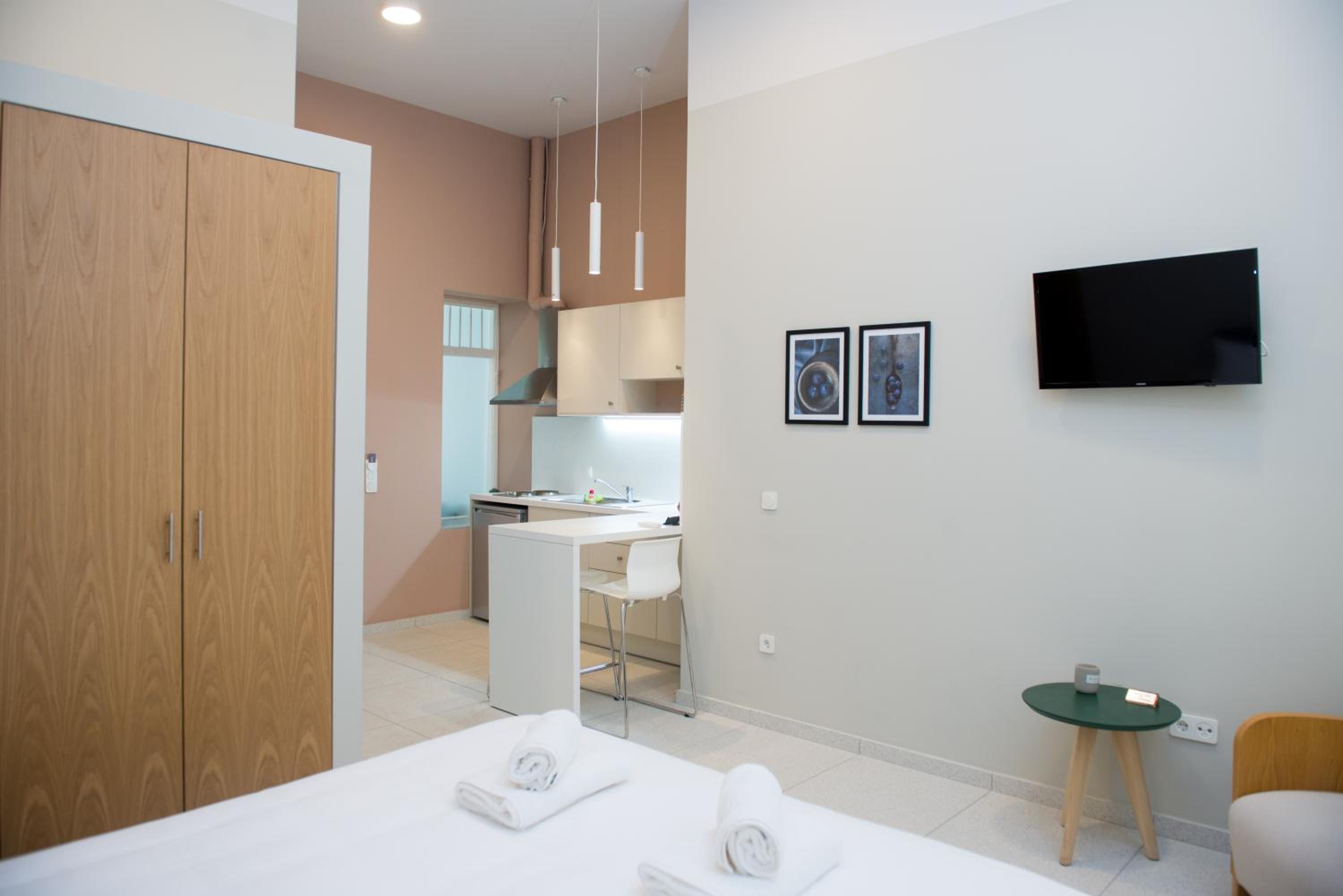 Stylish Studio Apartments-1878 House view 3