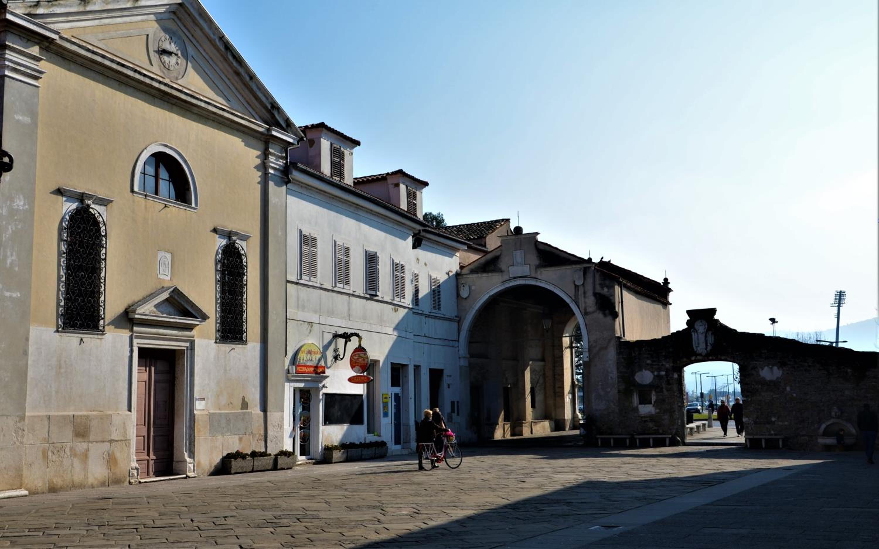 Photo 45