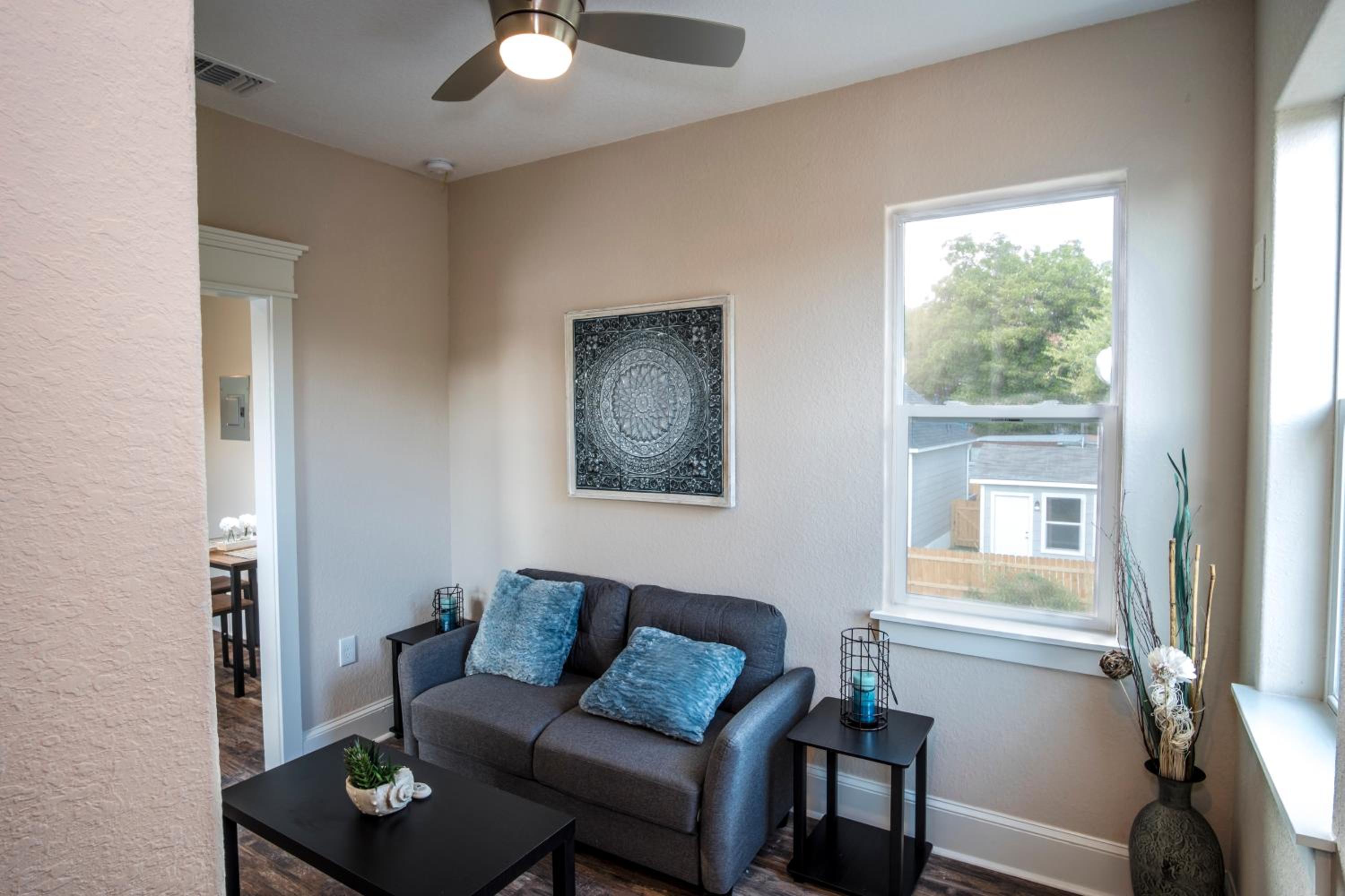 Beautiful Guest House on New Built Home Near Downtown view 2