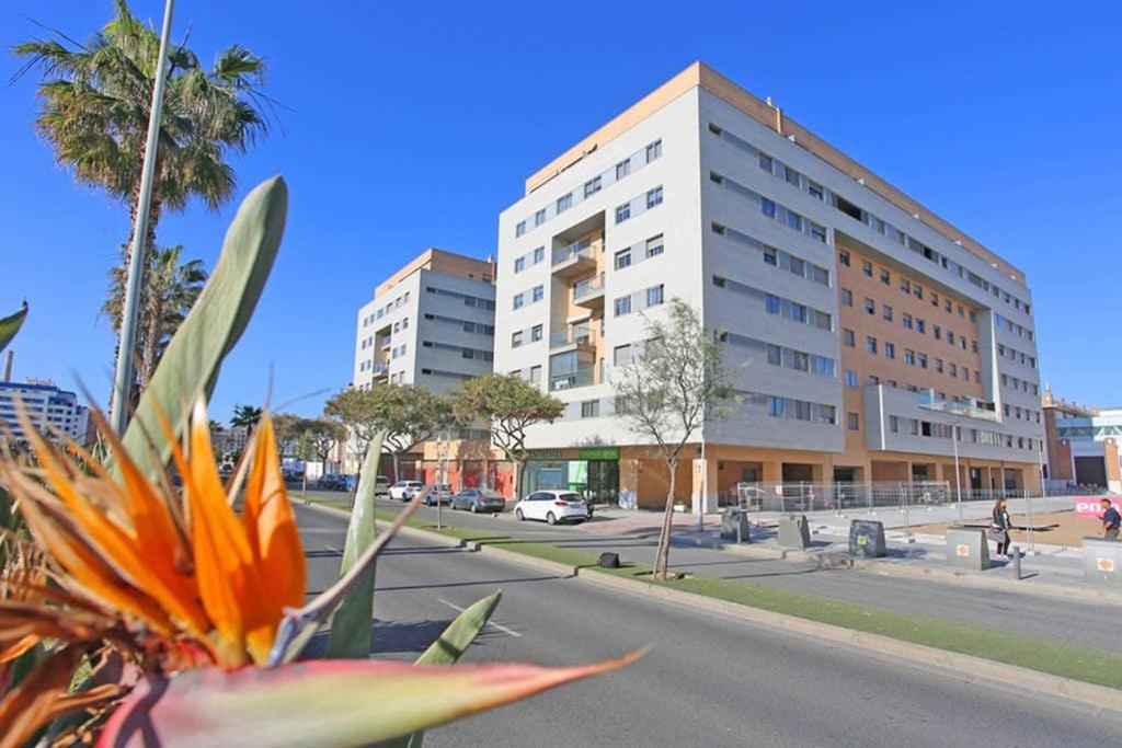 Love Rent4 Málaga Ático con terraza y vistas, parking gratuito