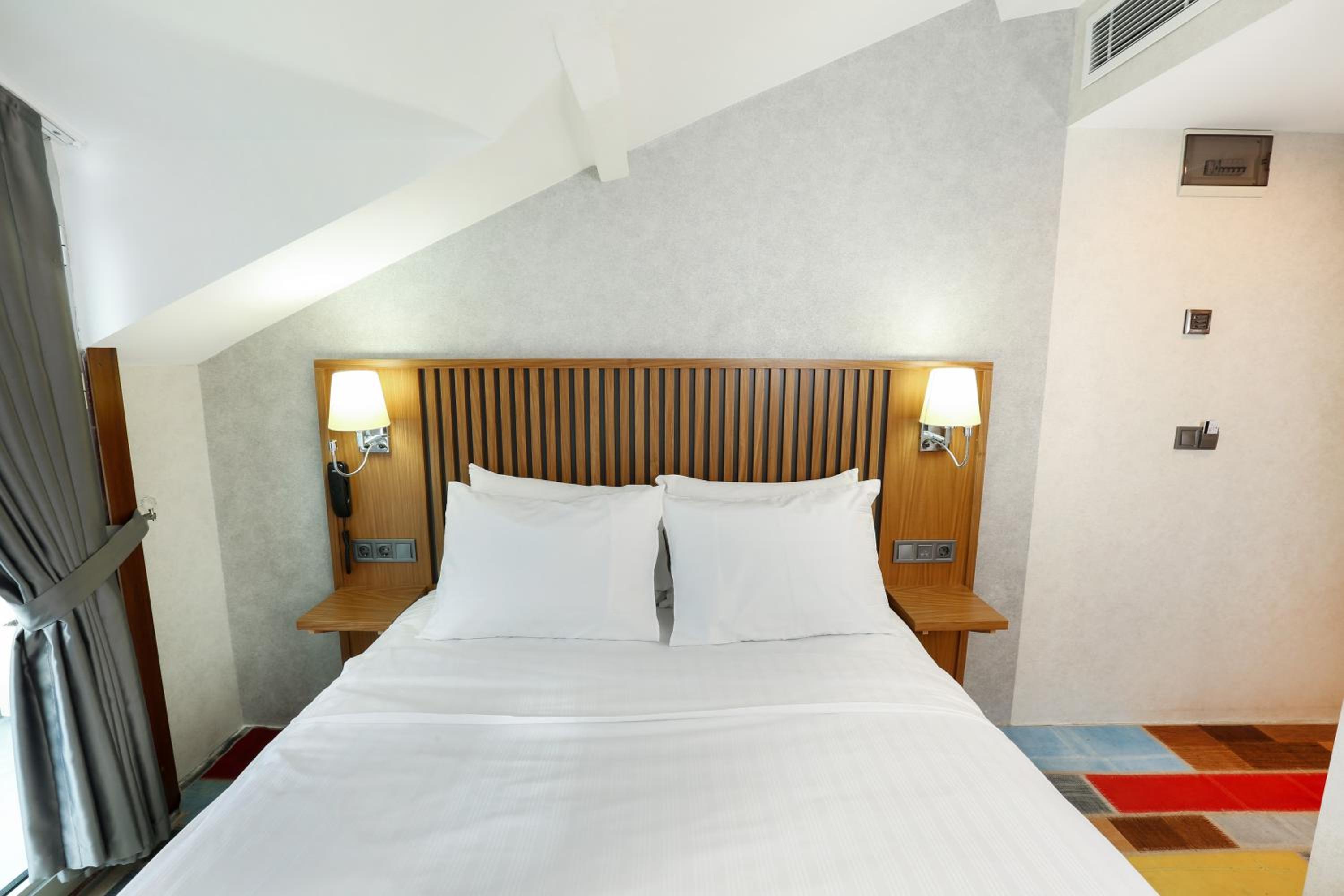 Discovery Otel - Image 6