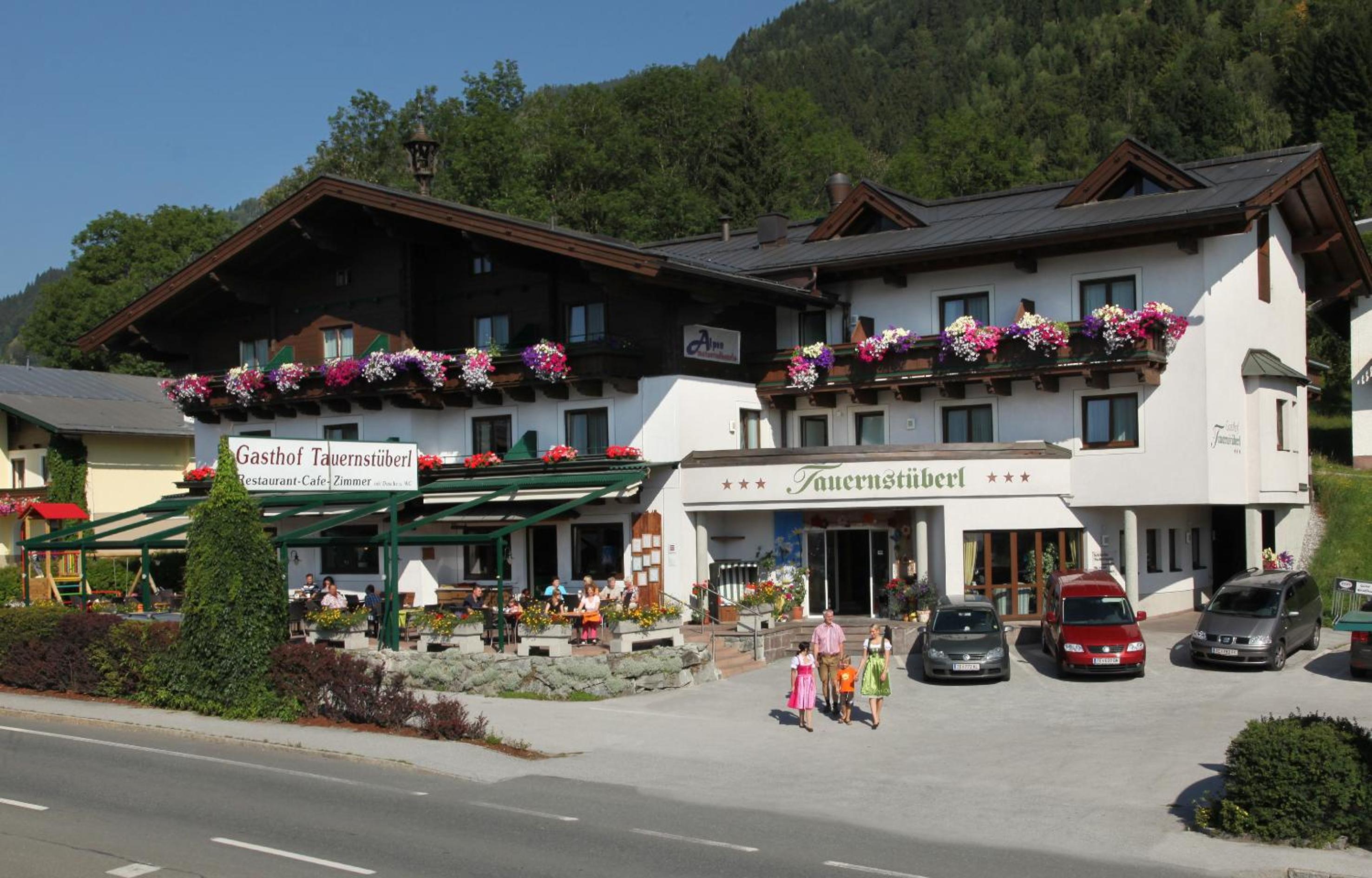 Hotel Alpenhotel Tauernstüberl - Image 1