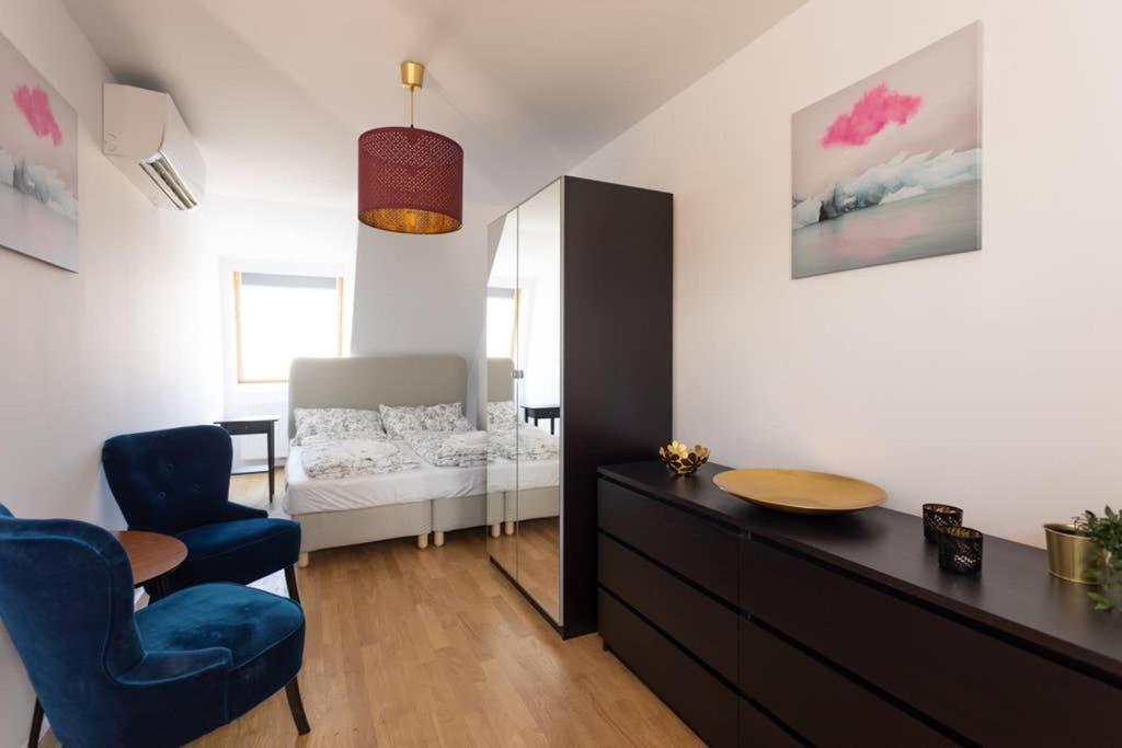 Skyline Penthouse l LF44