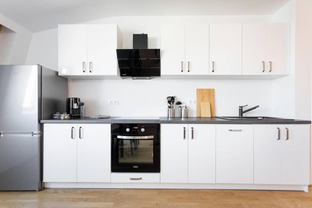 Skyline Penthouse l LF44
