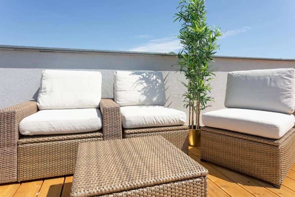 Skyline Penthouse l LF44