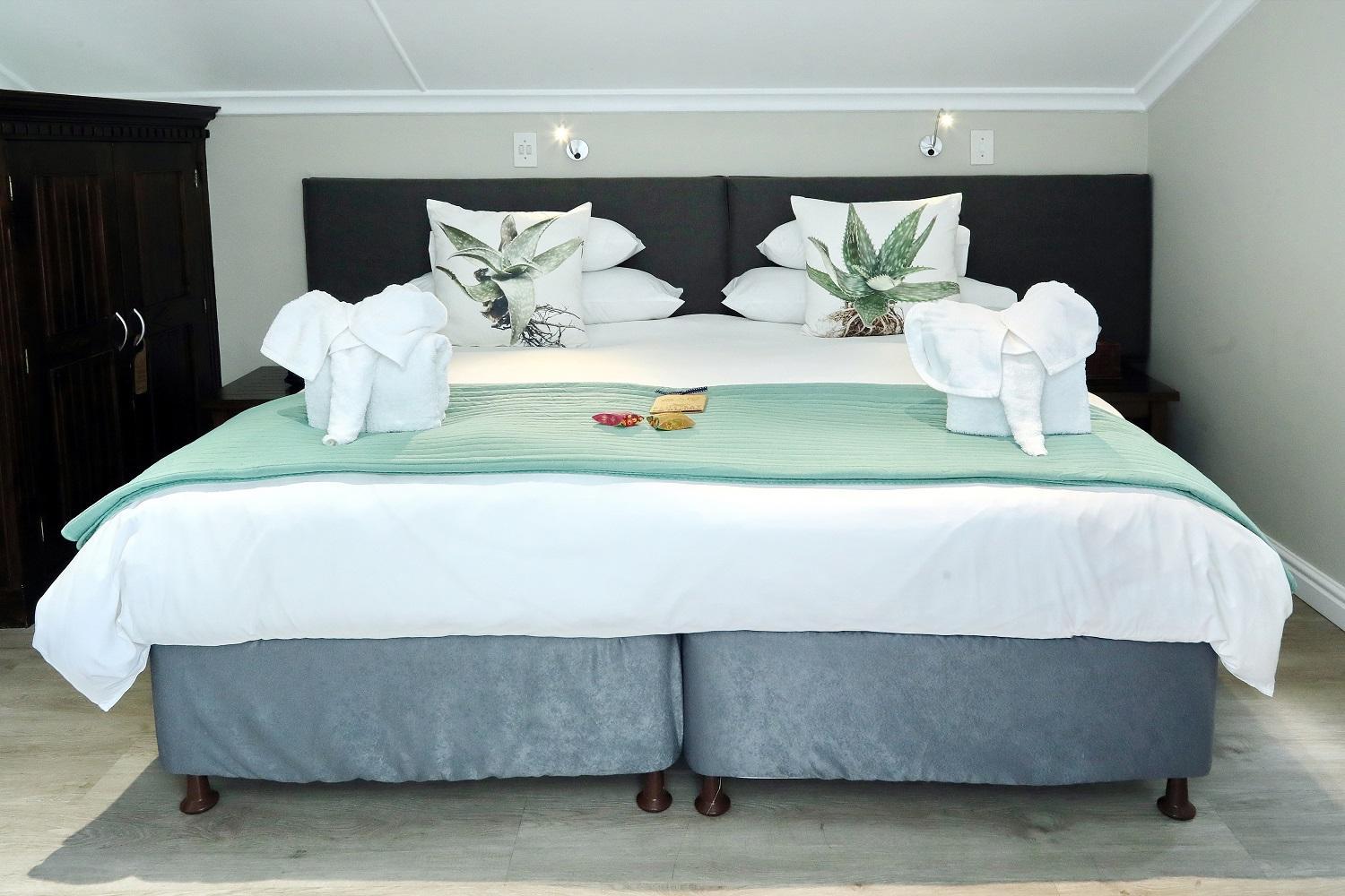 Blue Bay Lodge