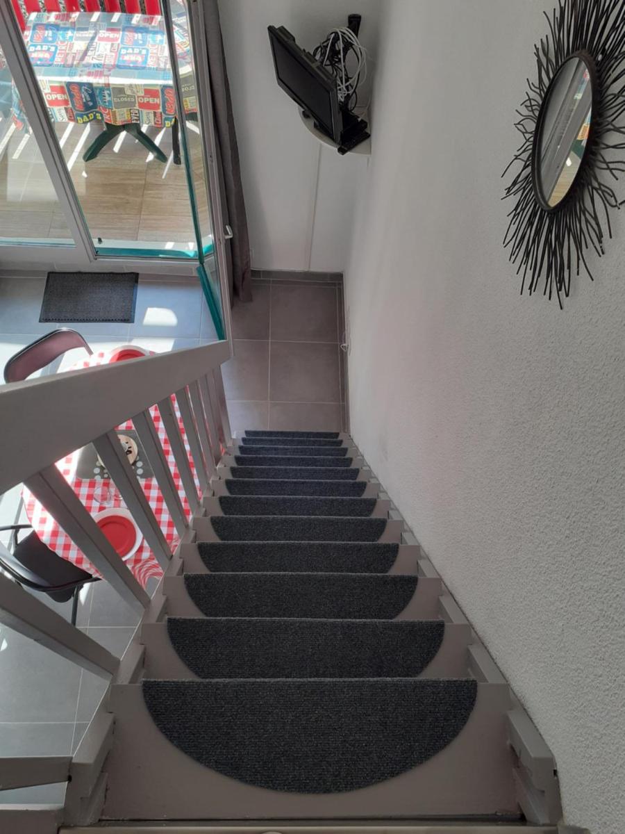 Photo 33