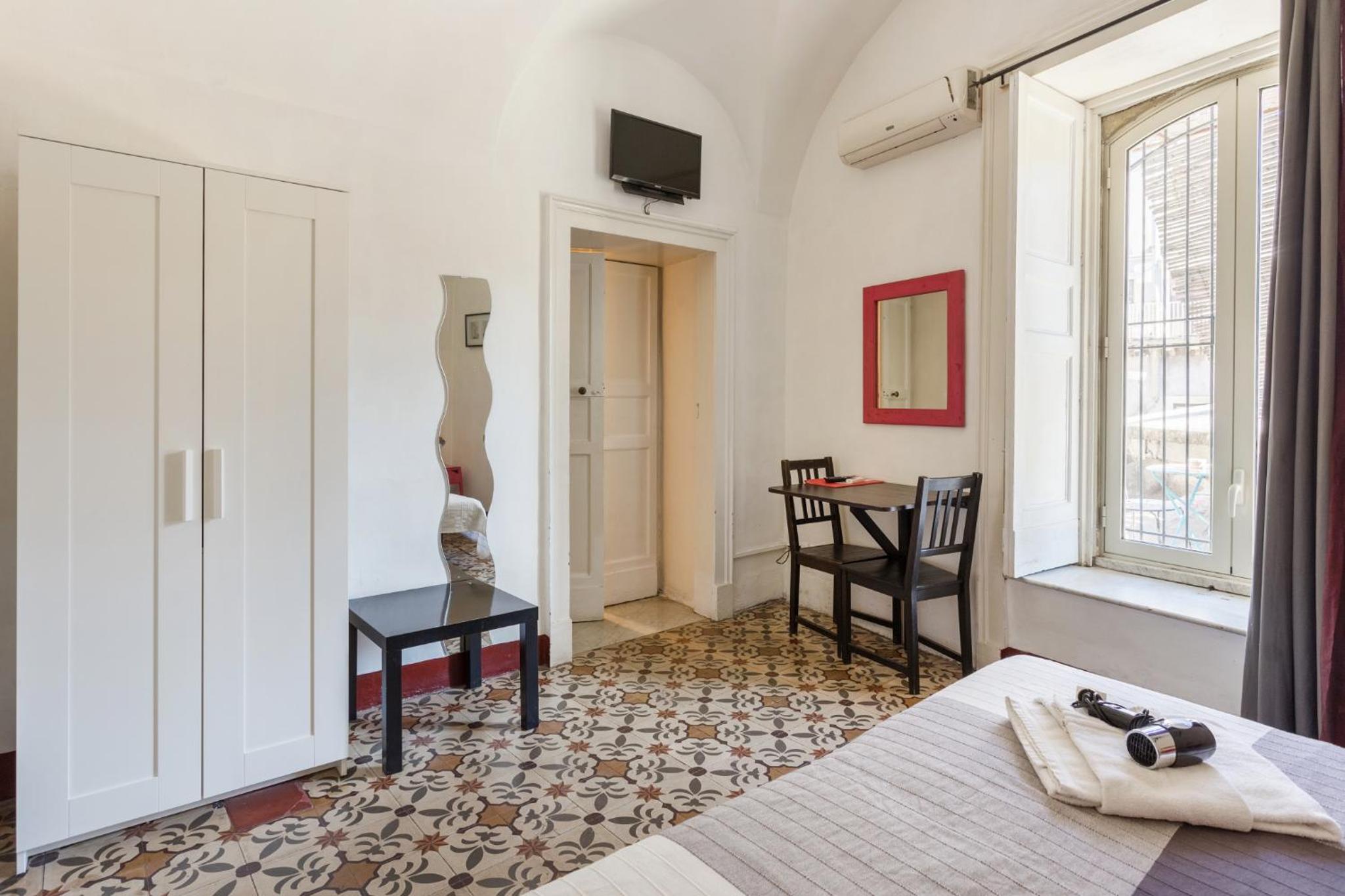 Da Gianni e Lucia Rooms with bathroom in the city center view 5