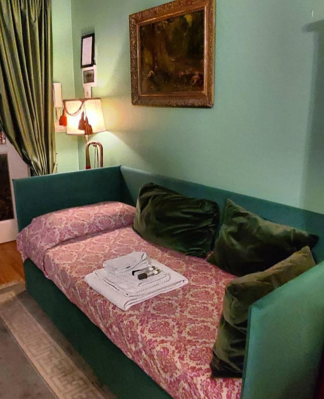 Porta Palace Apartments