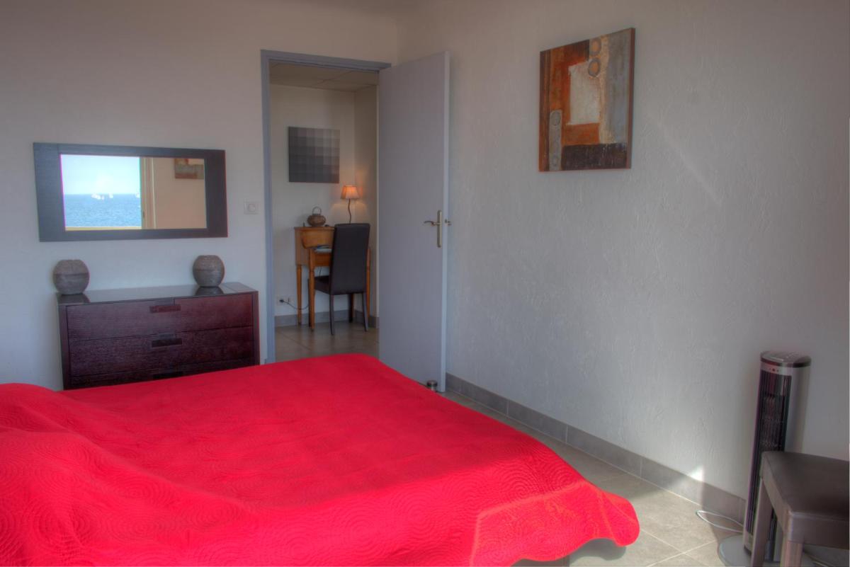 BEL APPARTEMENT PROCHE PLAGE ET CENTRE VILLE photo 5