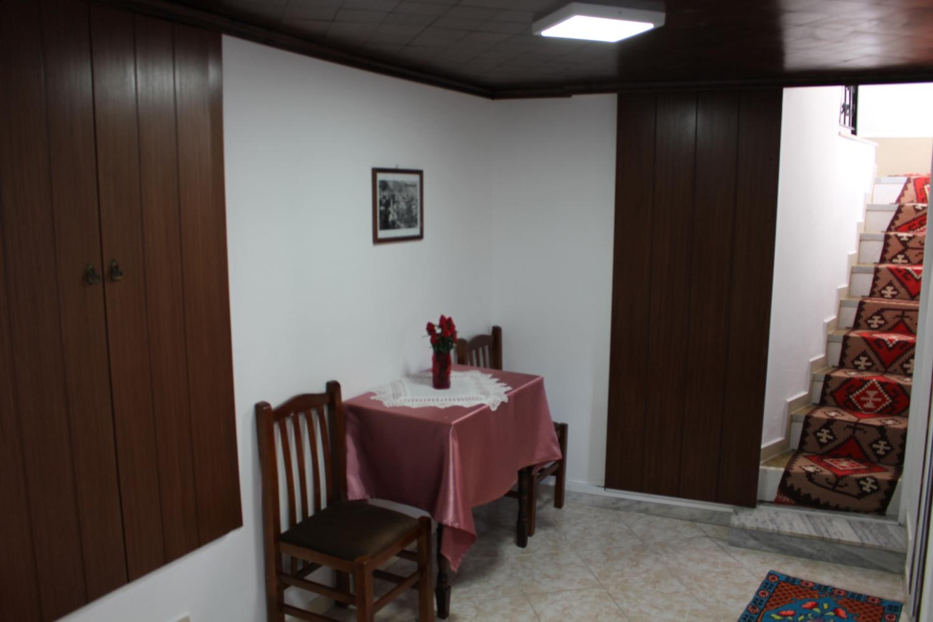 Yuri Guest House