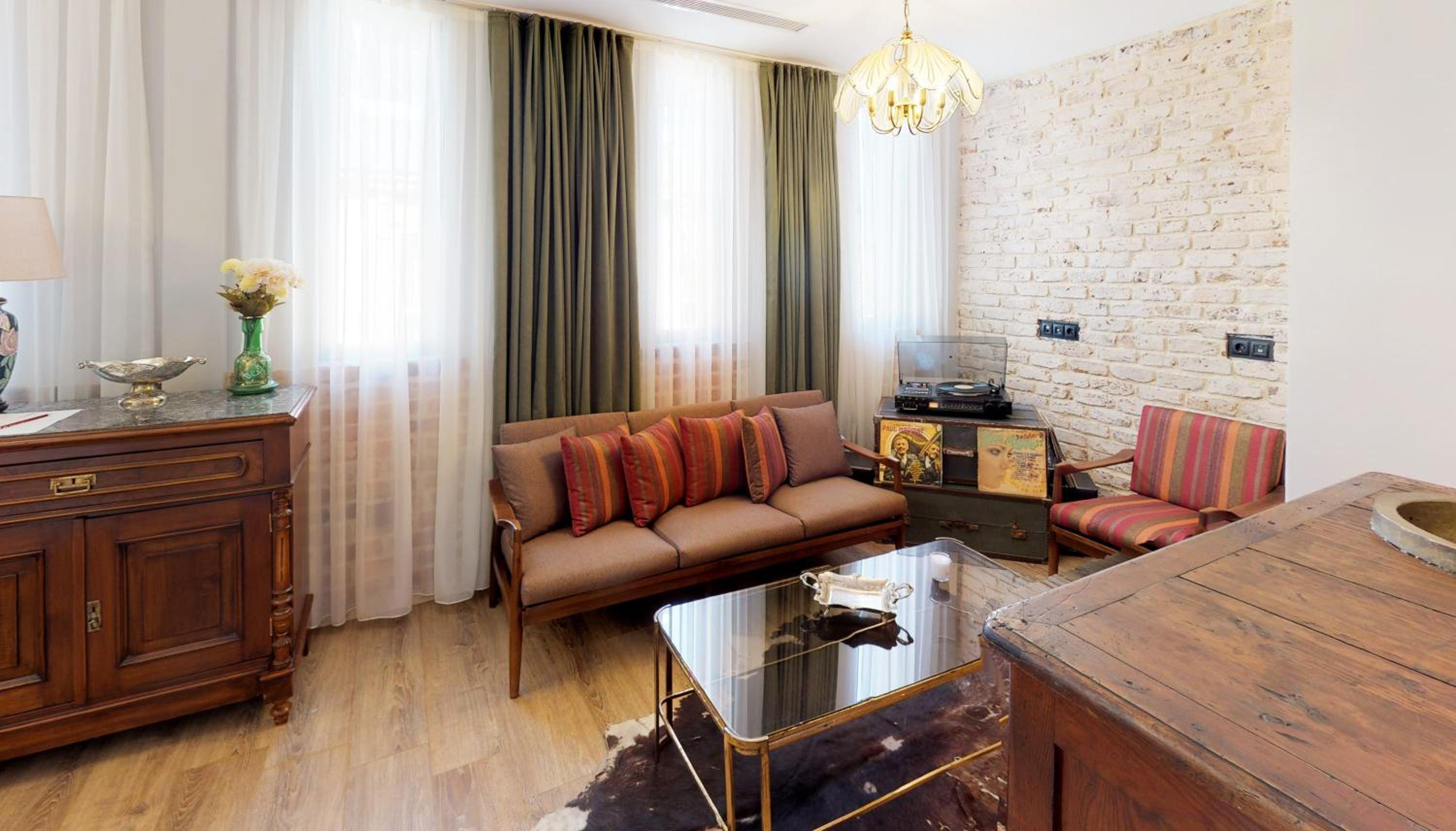 Sanatlar Oteli Galata - Image 152