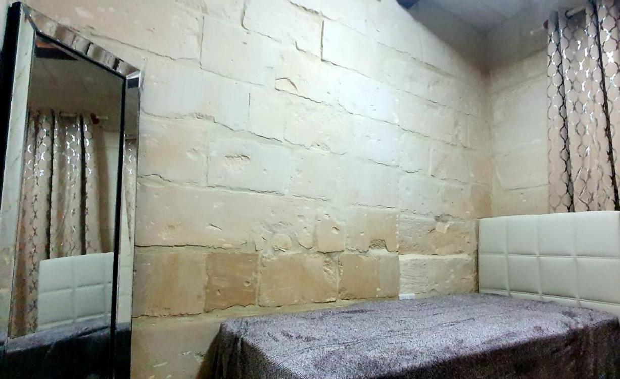 Valletta Lucia Townhouse view 2