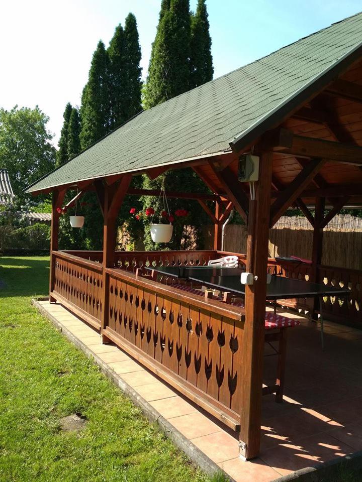 Őzike Apartmanházak view 4