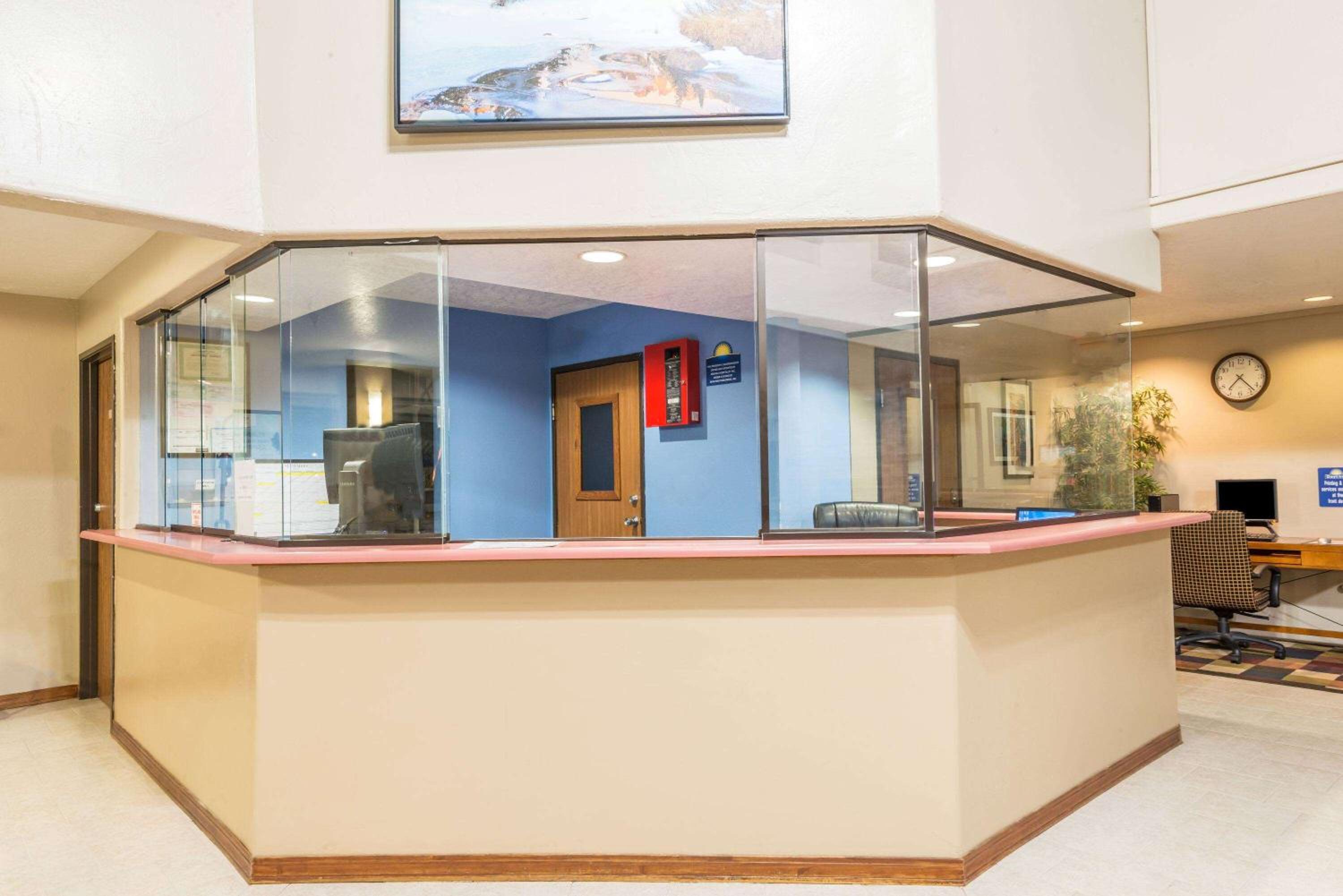 Pueblo Vacations - Days Inn by Wyndham Pueblo - Property Image 7