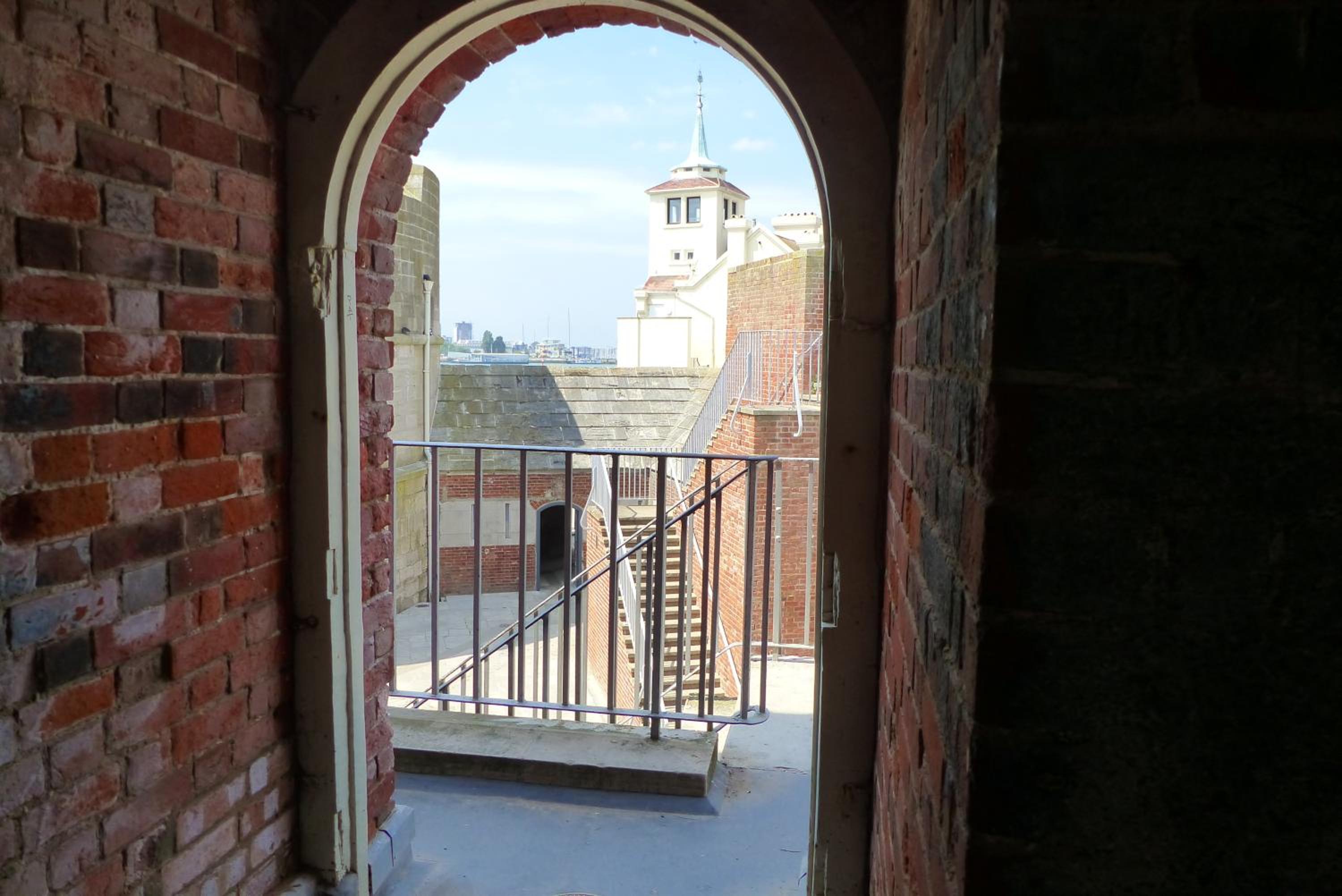 St Georges Balcony Suite with PARKING view 5