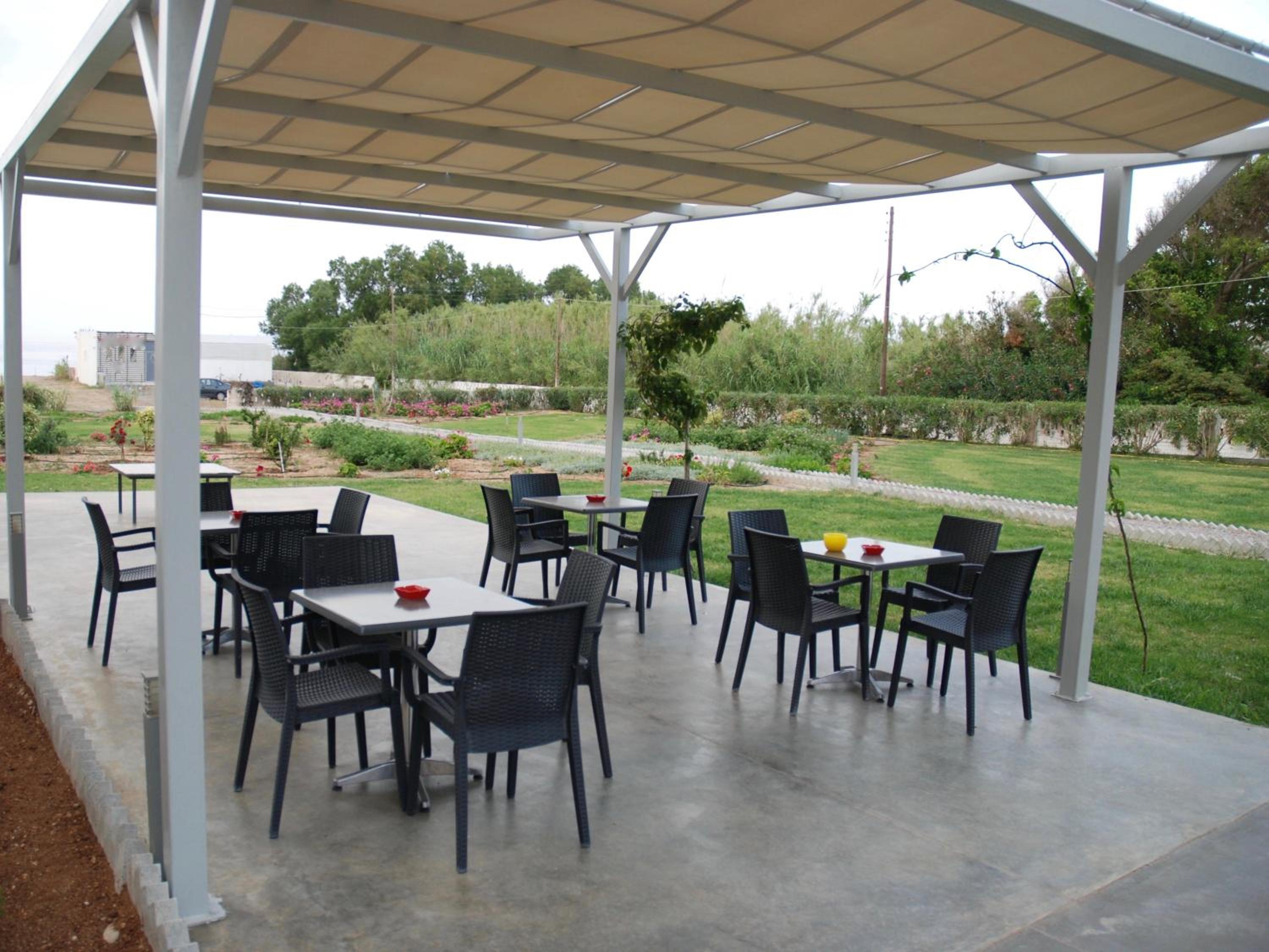 Yiannis Apartments