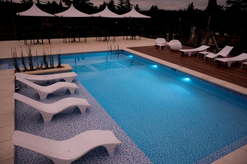 Grateus Luxury Apart & Spa
