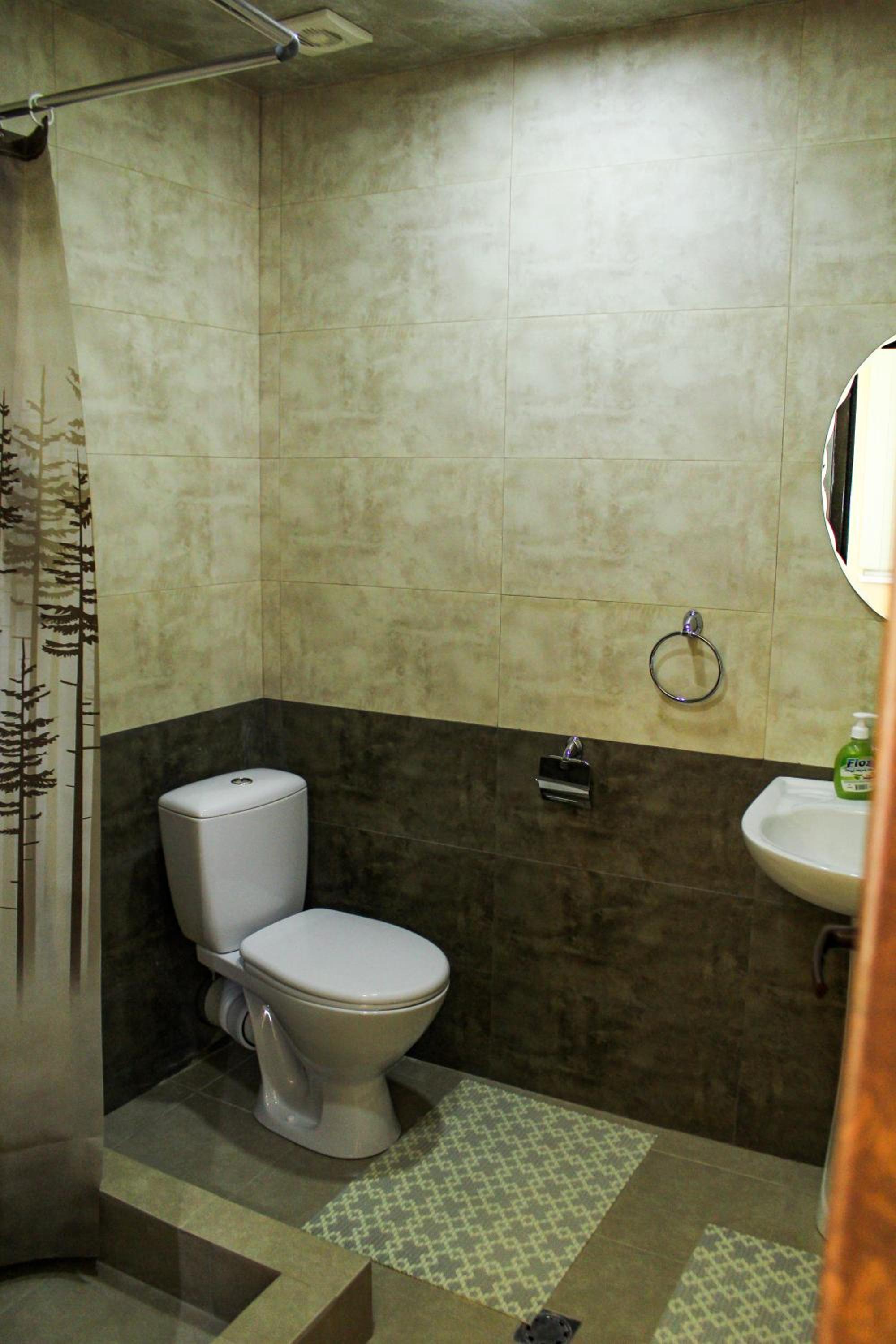 Yerevan Vacations - Bee Lucky Hostel and Tours - Property Image 1